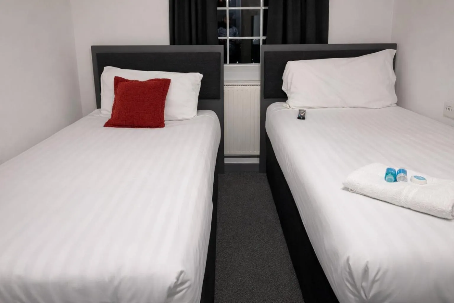 Bedroom, Bed in Hotel Express Newcastle Gateshead