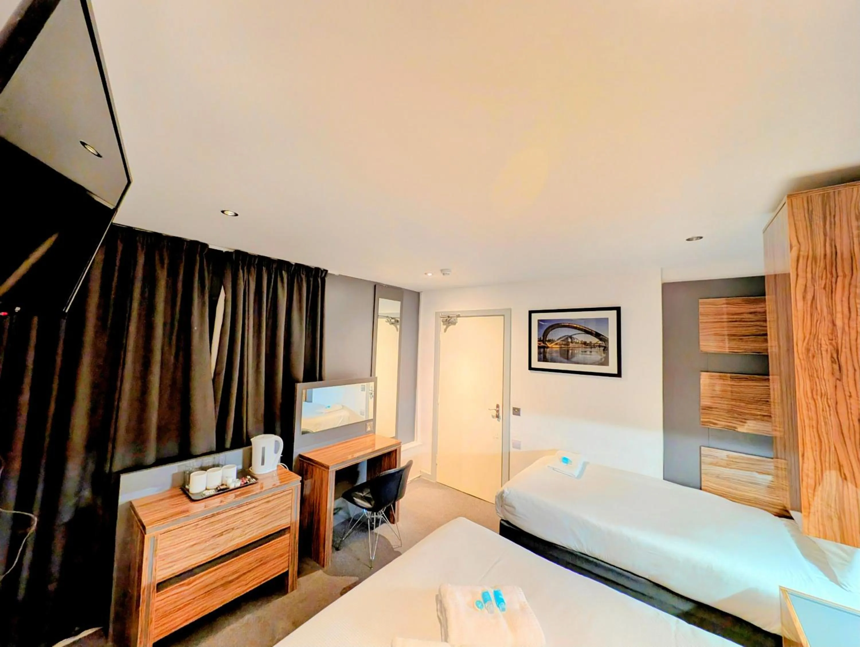 Bedroom, Bed in Hotel Express Newcastle Gateshead