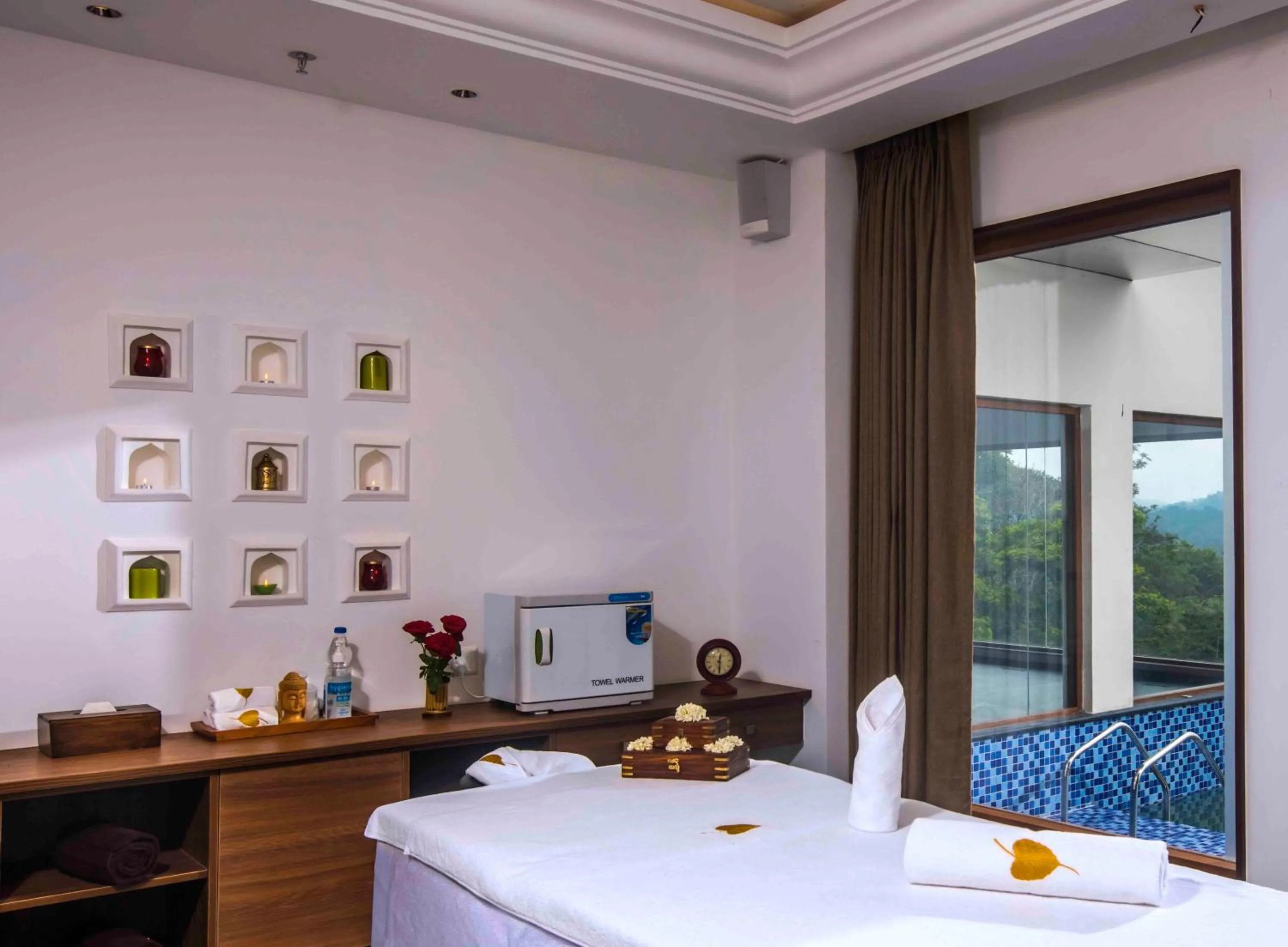 Bed in GReaT Trails Wayanad by GRT Hotels