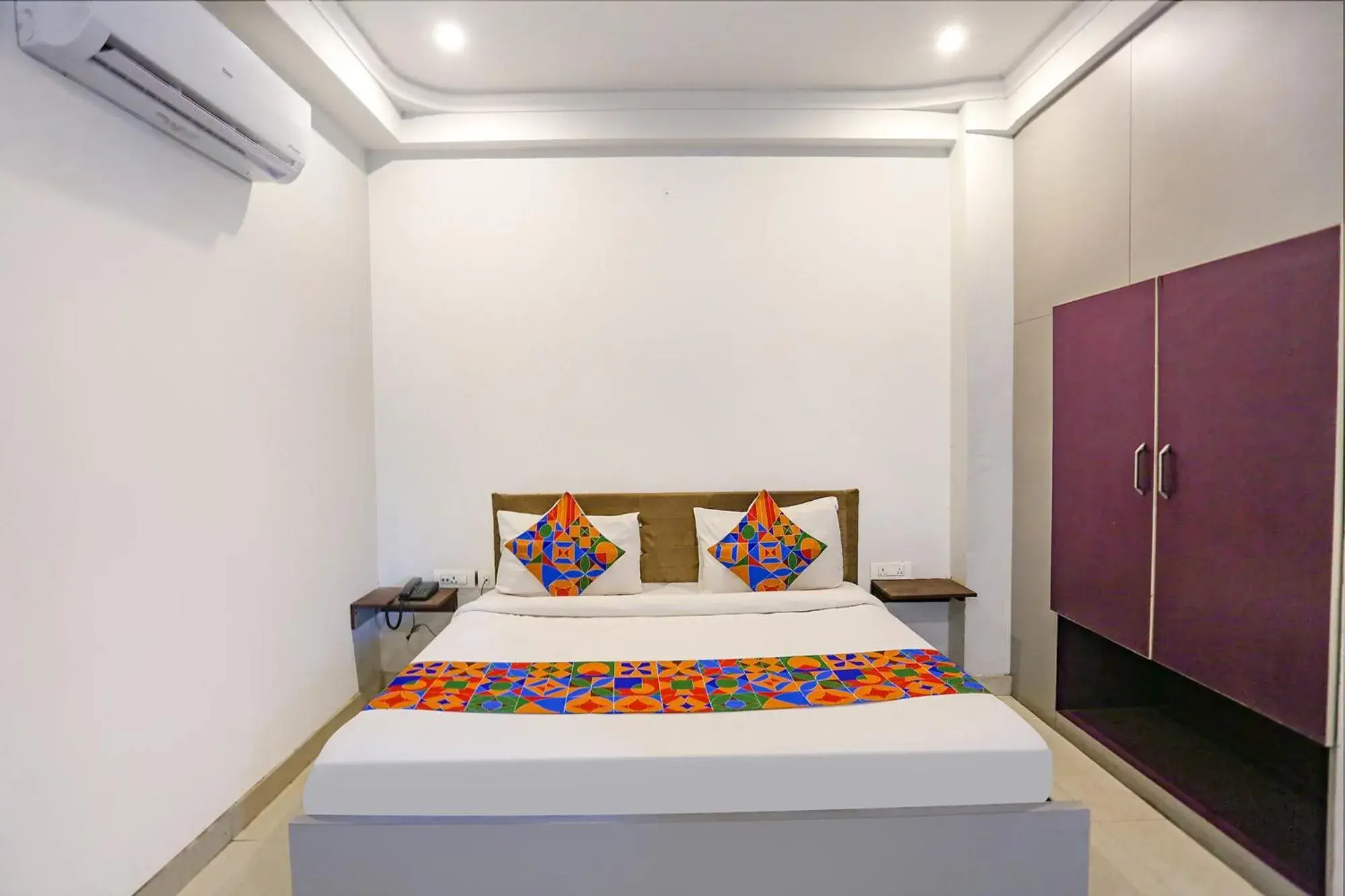 Bed in FabExpress Novel Suites - Nr Yashobhoomi Convention Centre Bed in FabExpress Novel Suites - Nr Yashobhoomi Convention Centre