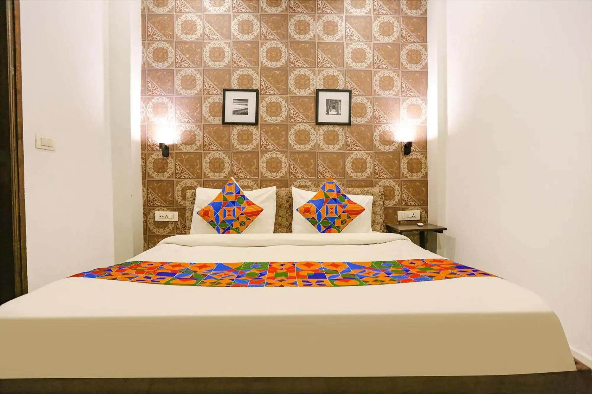 Bed in FabExpress Novel Suites - Nr Yashobhoomi Convention Centre Bed in FabExpress Novel Suites - Nr Yashobhoomi Convention Centre