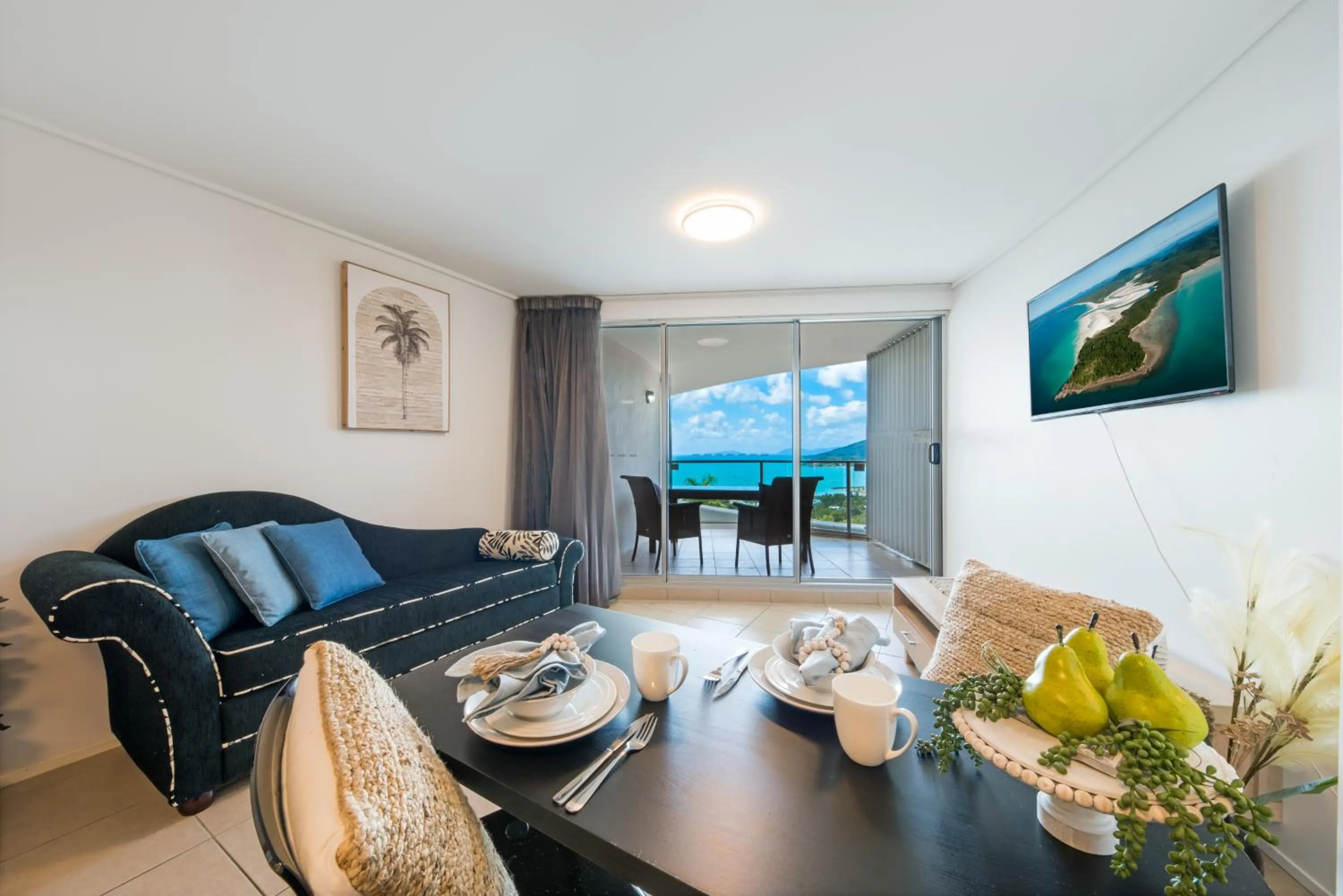 Ocean Dreams On Airlie - Studio Apartment