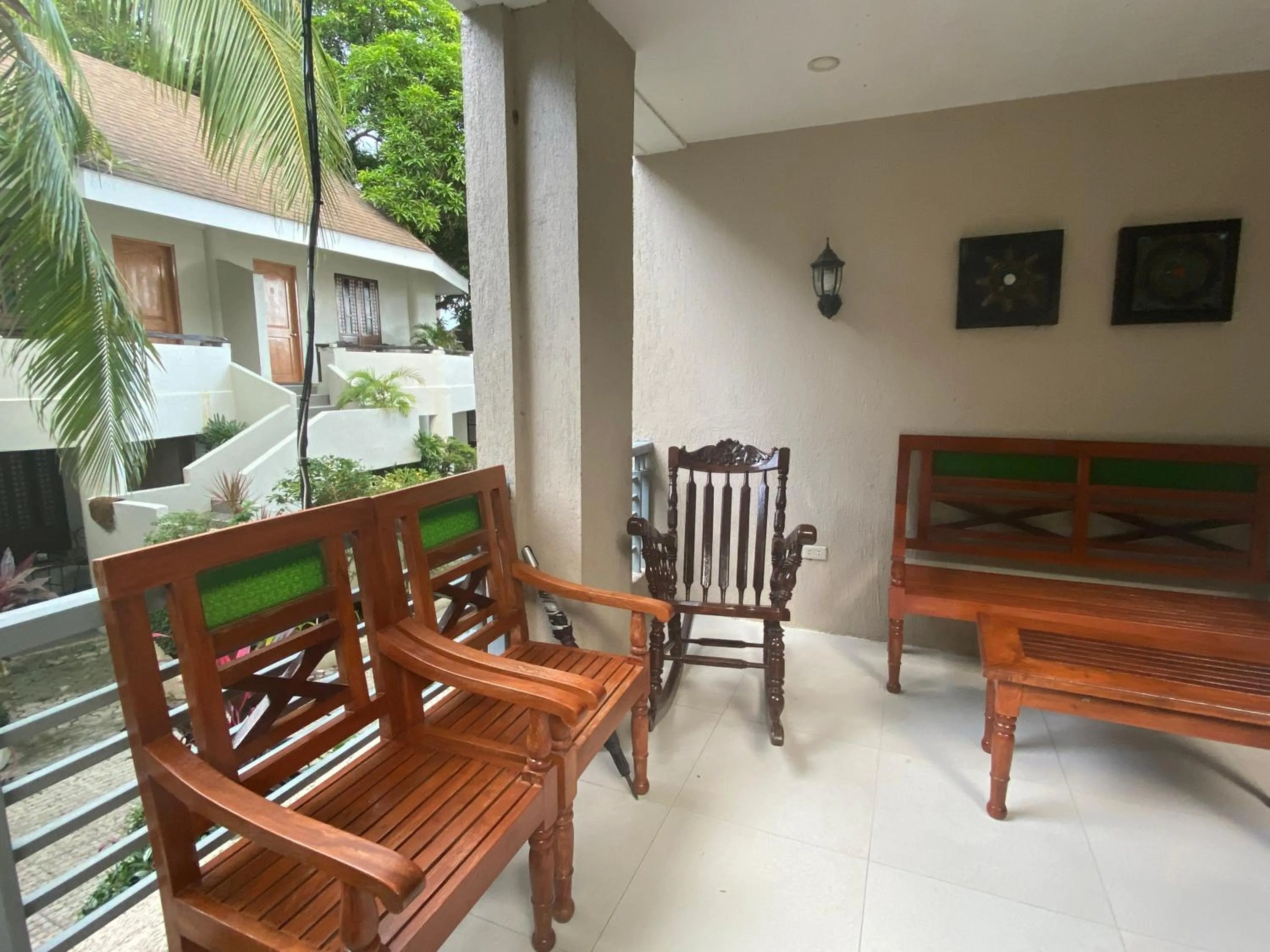 Property building in Pier Uno Dive Resort powered by Cocotel