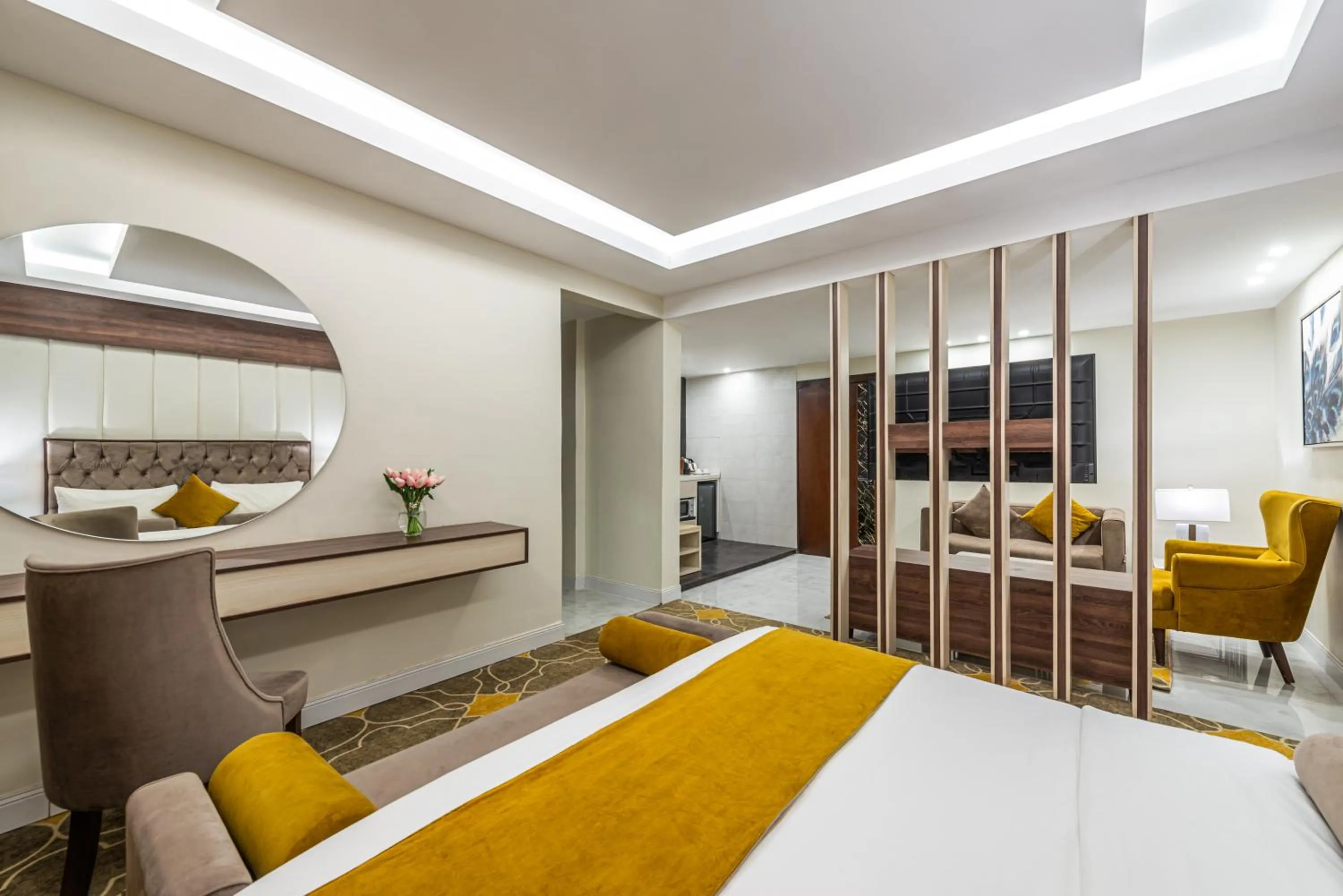 Photo of the whole room, Bed in Garden Millennium Hotel