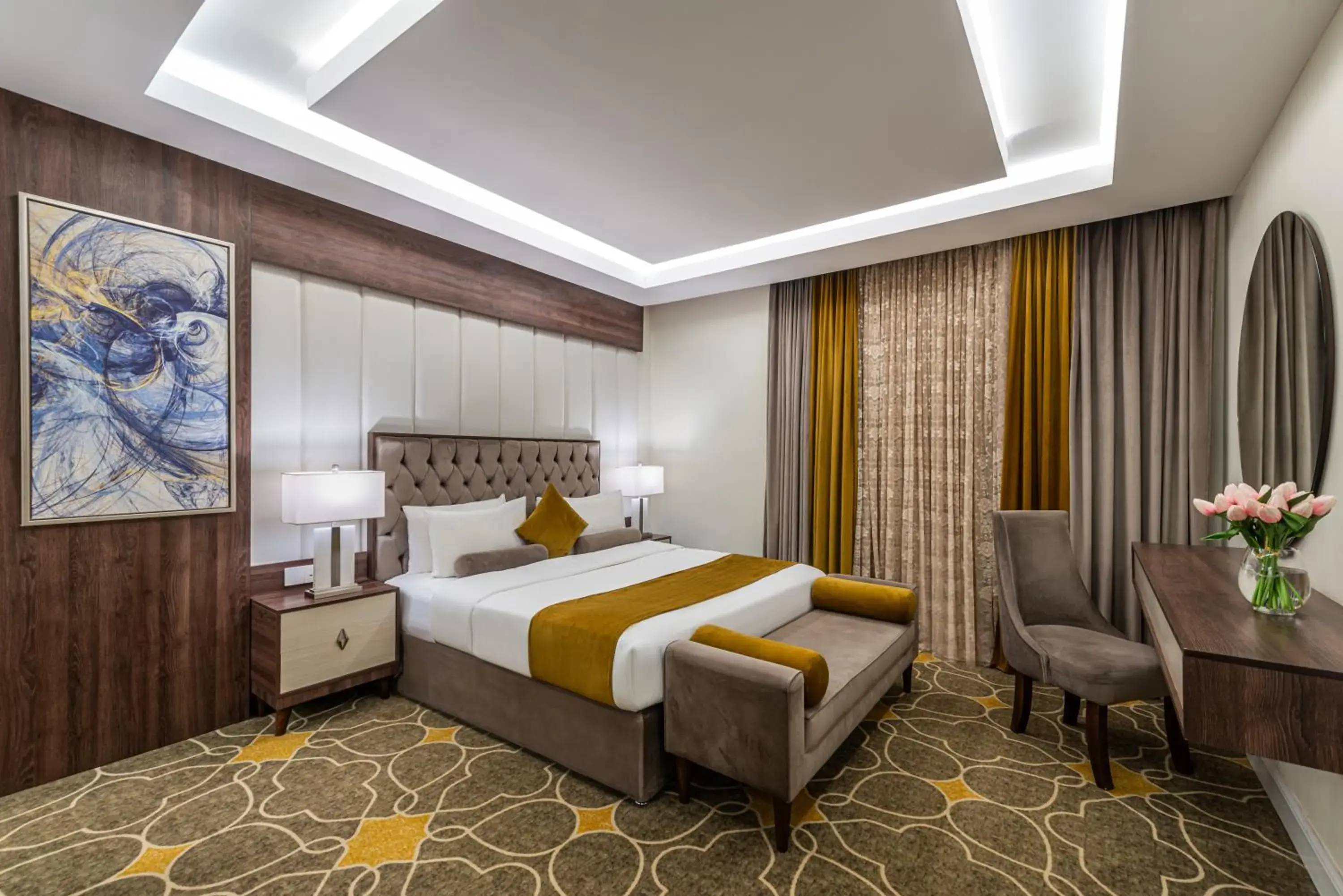 Junior Suite in Garden Millennium Hotel Junior Suite in Garden Millennium Hotel