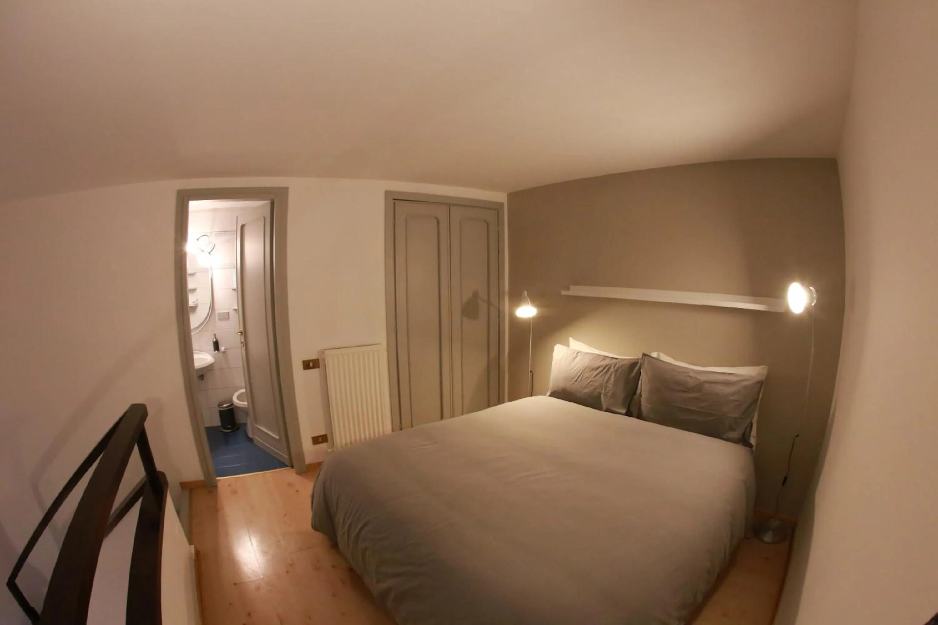 Bedroom, Bed in Palazzo Velli Suites