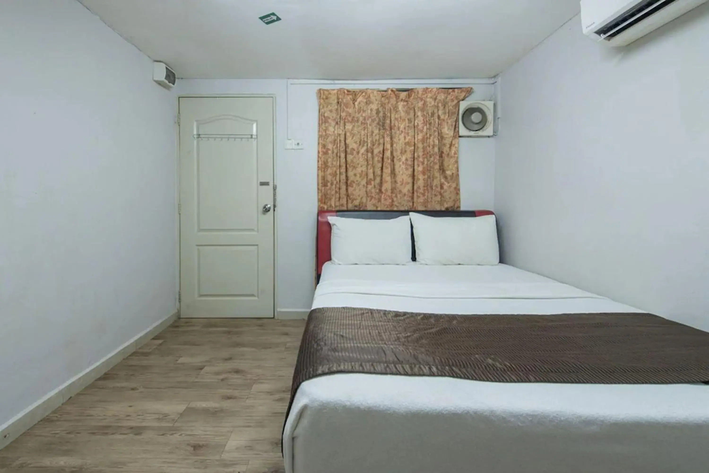 Bed in Persona Boutique Hotel Bed in Persona Boutique Hotel