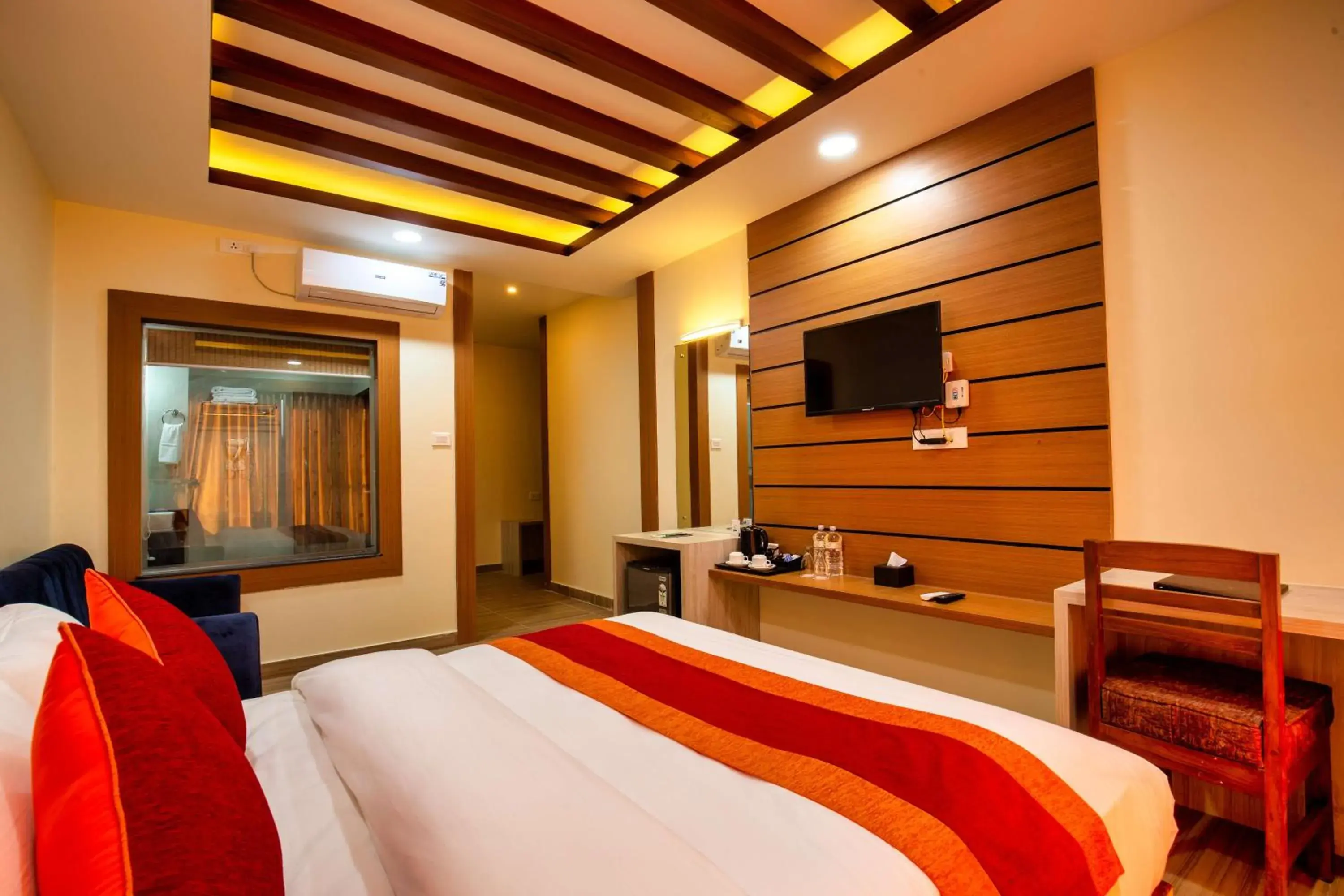 Landmark View Executive Room with Balcony - single occupancy in Chitwan Midtown Hotel Landmark View Executive Room with Balcony - single occupancy in Chitwan Midtown Hotel