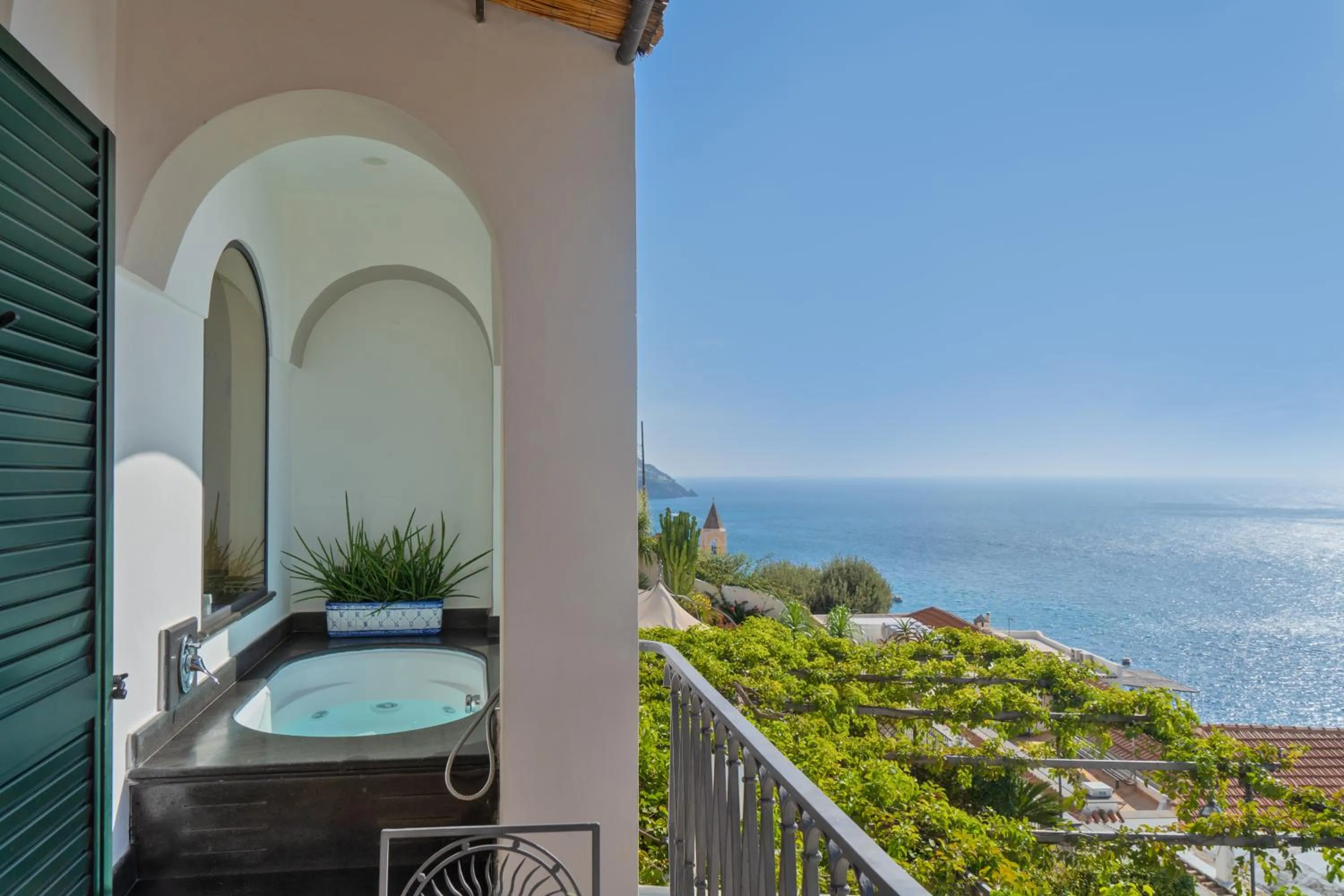 Day in Hotel Punta Regina