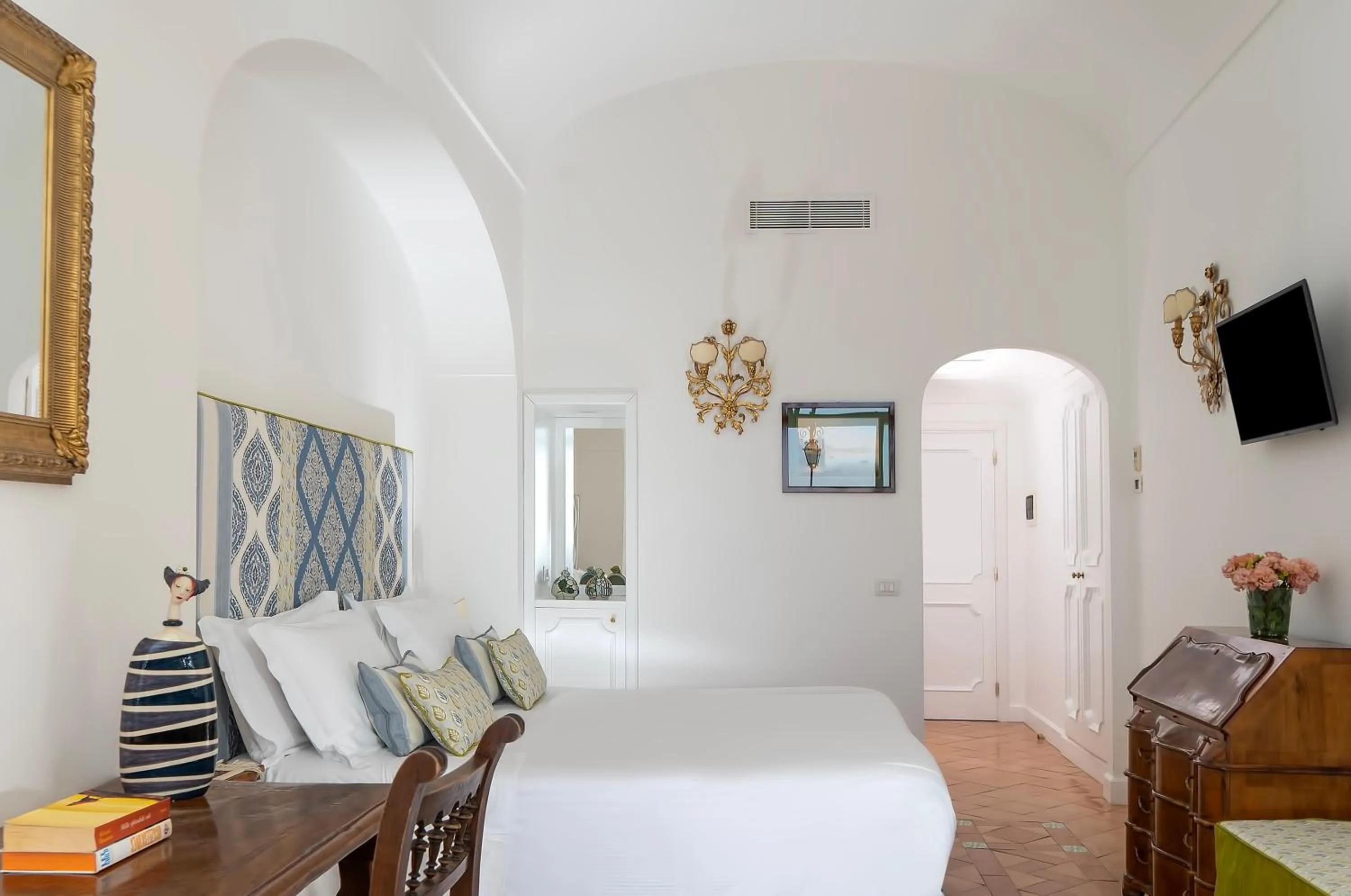 Bed in Hotel Punta Regina