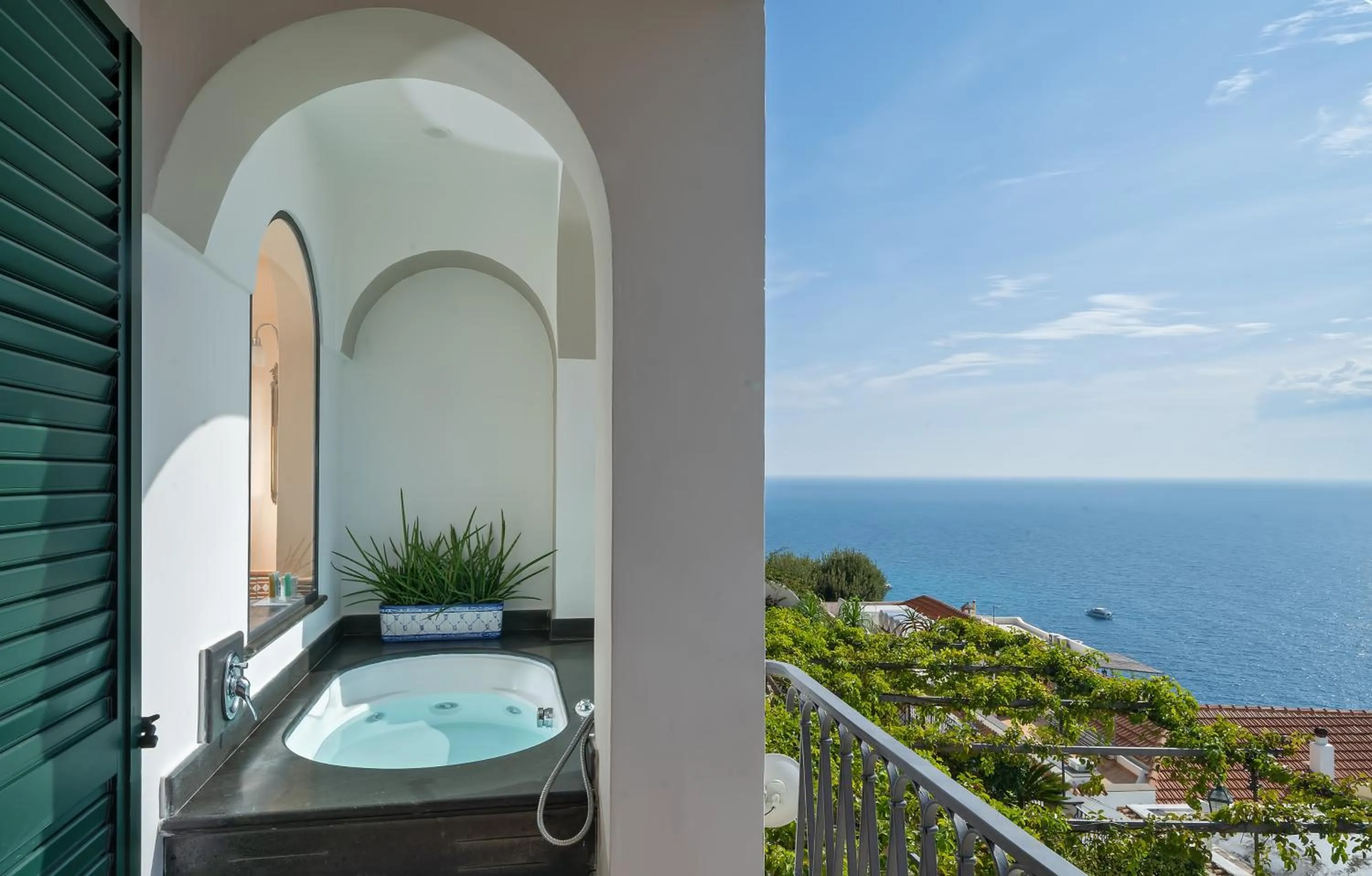 Day in Hotel Punta Regina