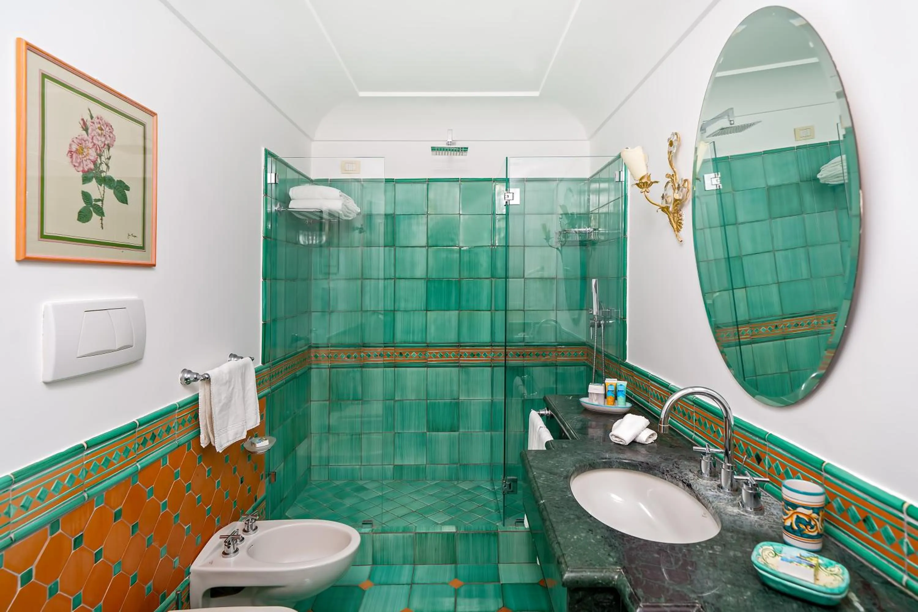 Bathroom in Hotel Punta Regina