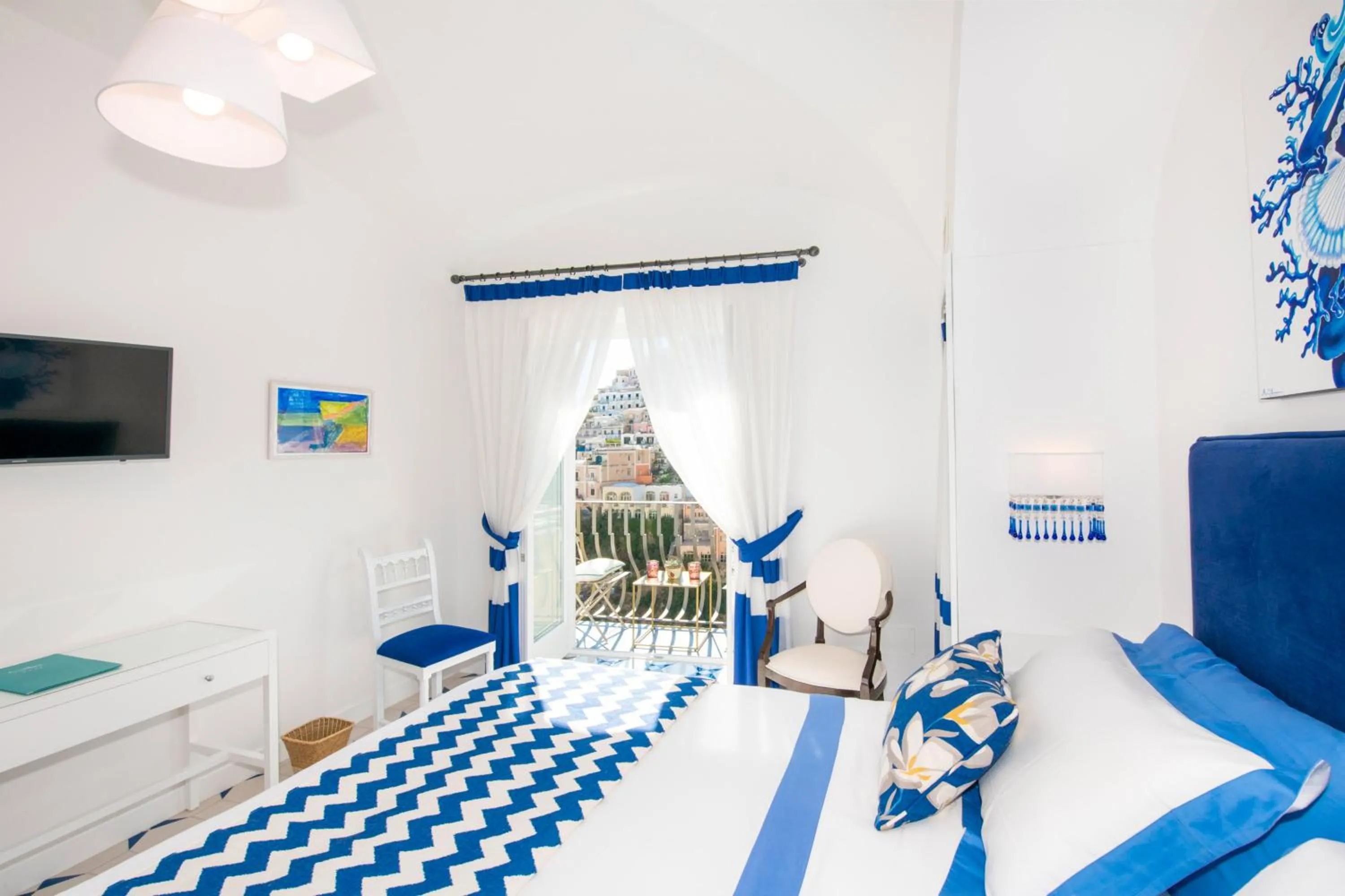 Bed in Hotel Punta Regina