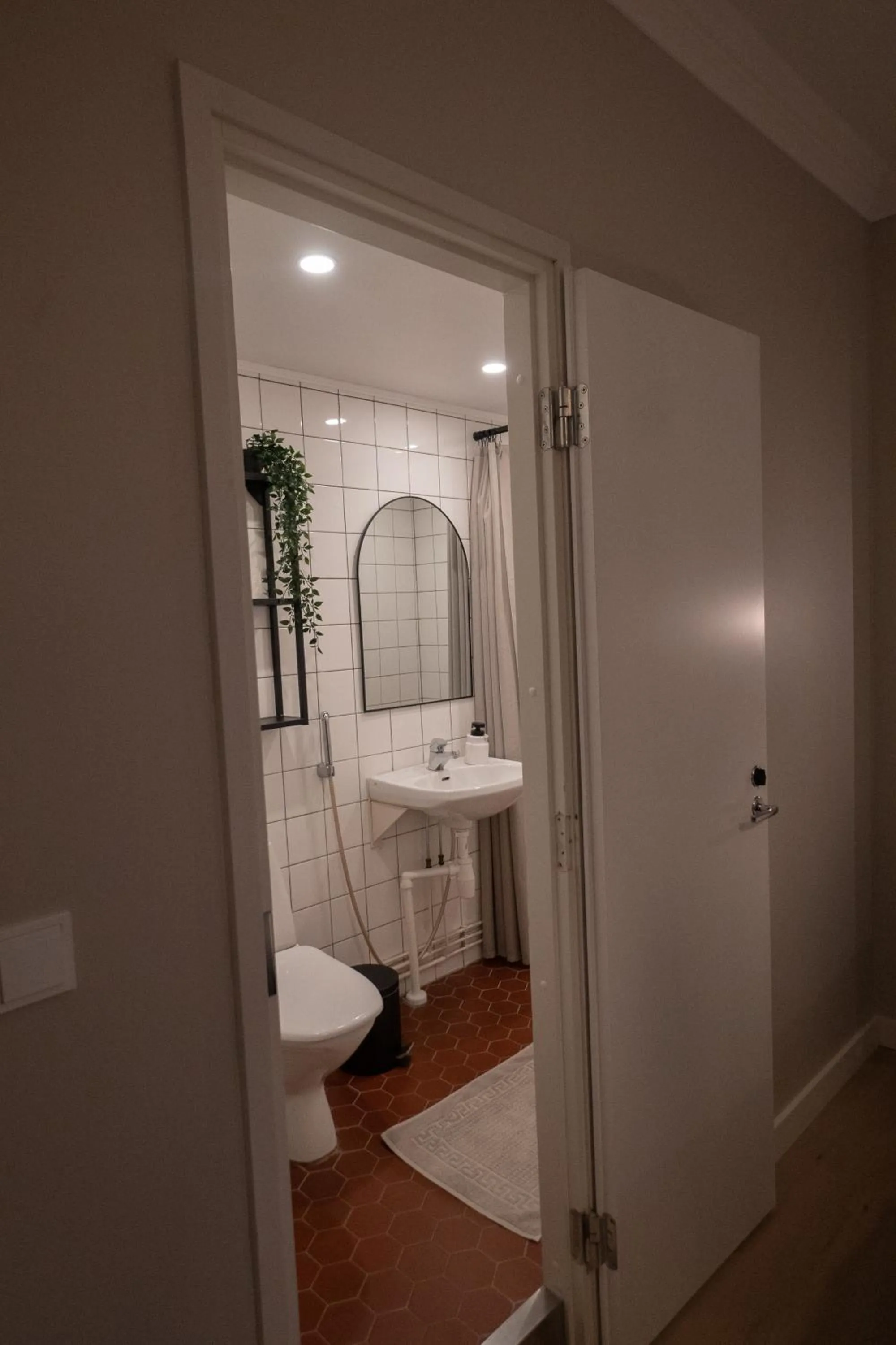Shower in Koivikko Lifestyle Center