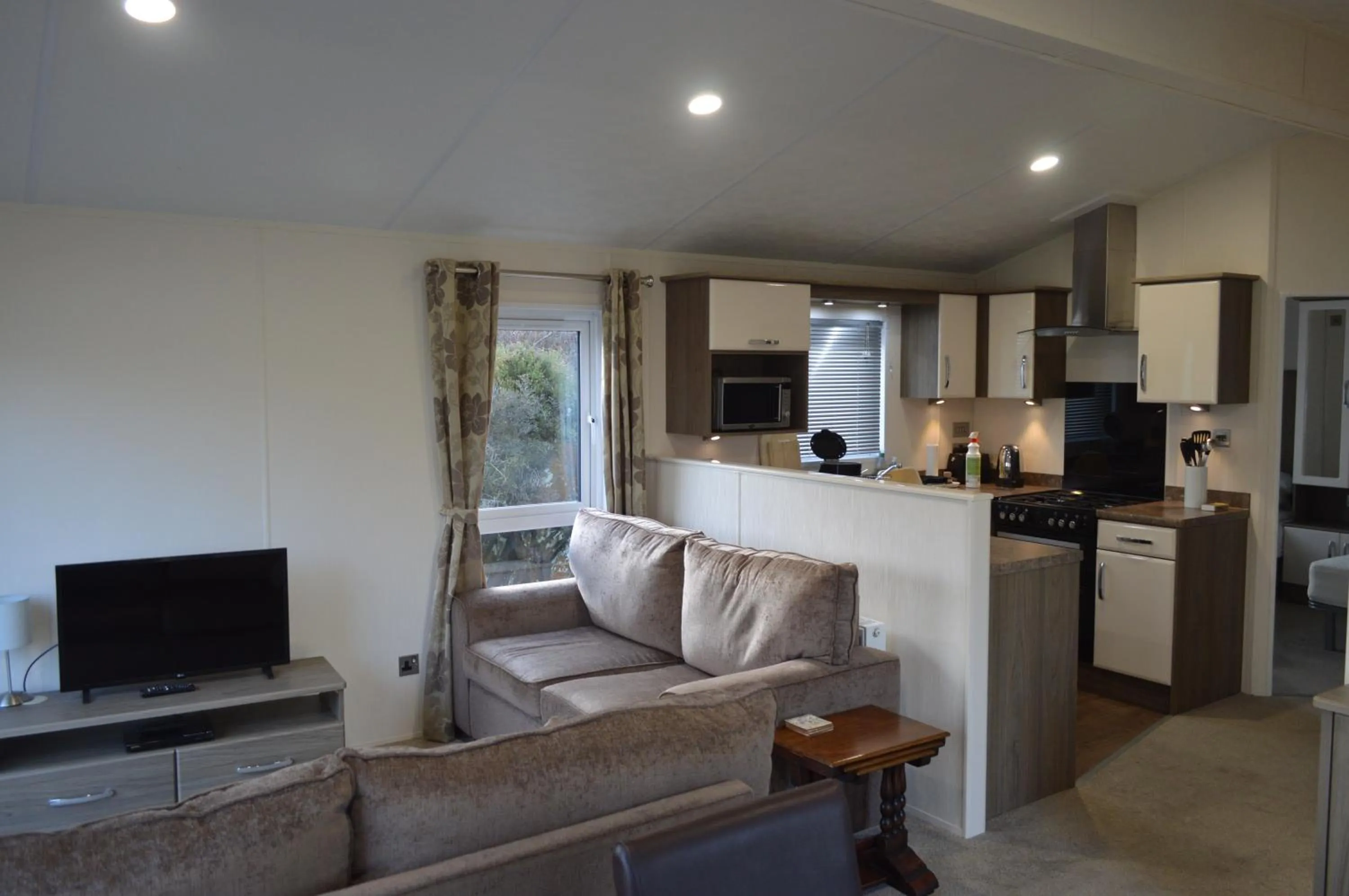 Property building in Sunnybrae, Isle of Luing