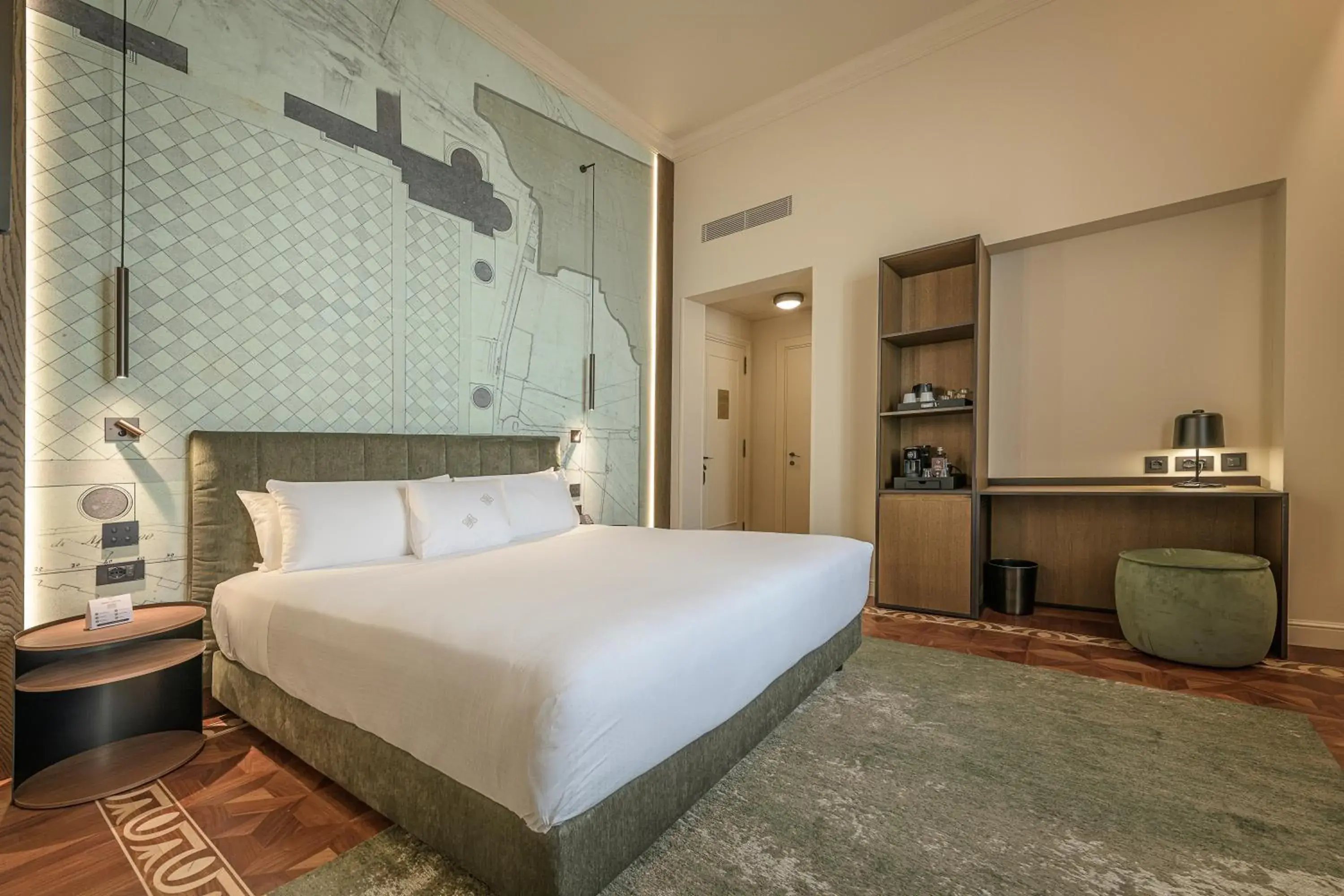 Deluxe Double Room in Palazzo Montebello Deluxe Double Room in Palazzo Montebello