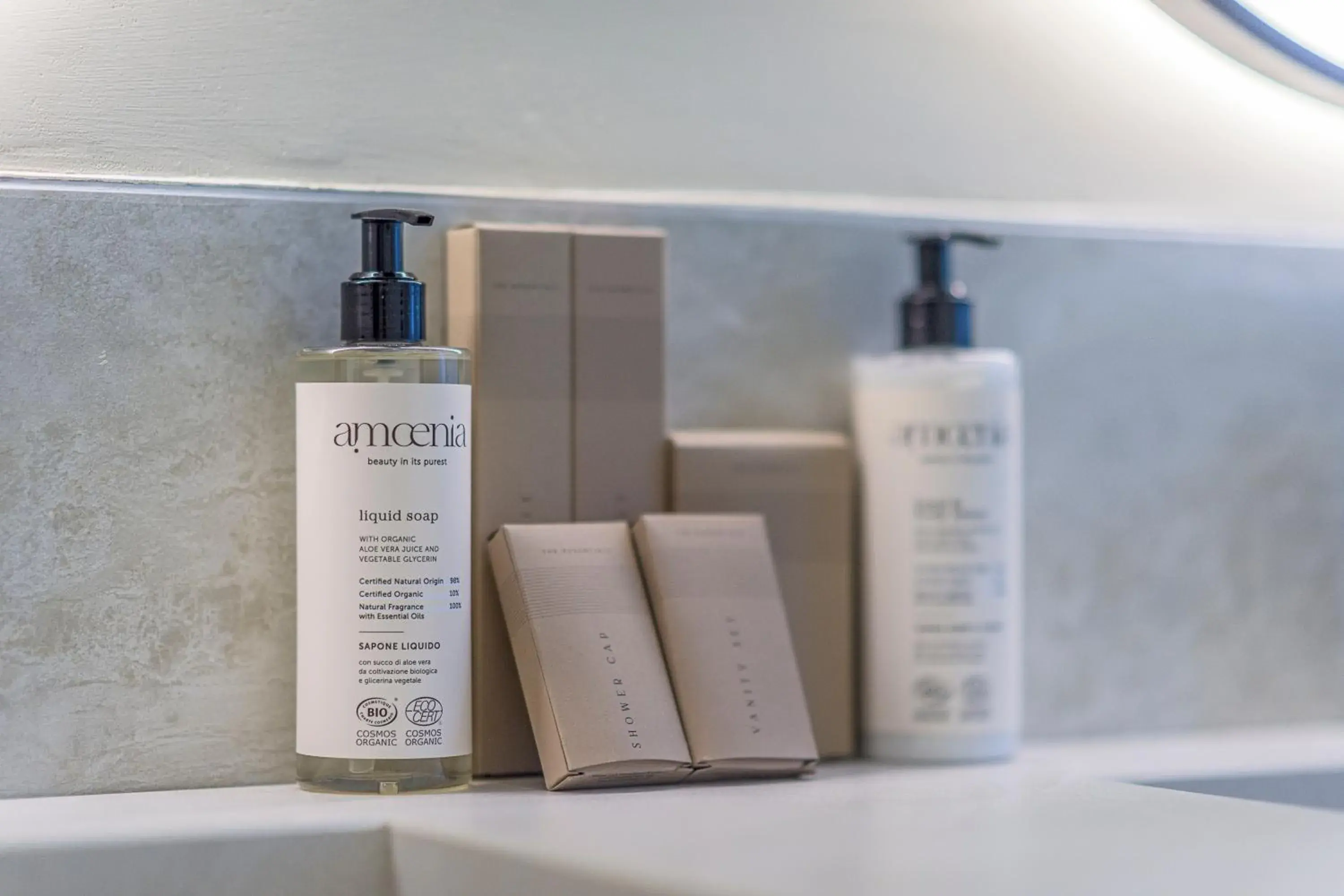 Bathroom in Palazzo Montebello Bathroom in Palazzo Montebello