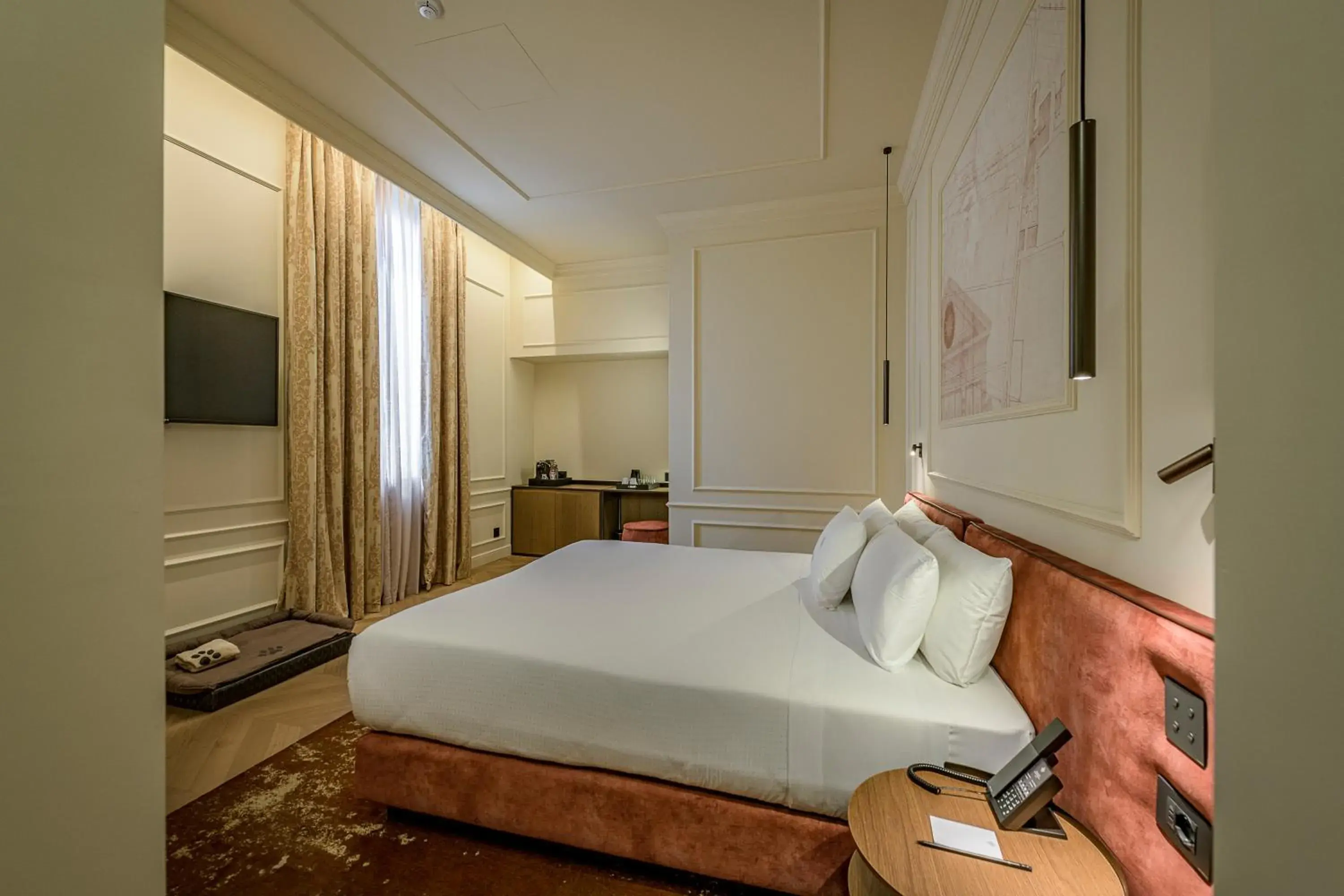 Bedroom, Bed in Palazzo Montebello Bedroom, Bed in Palazzo Montebello