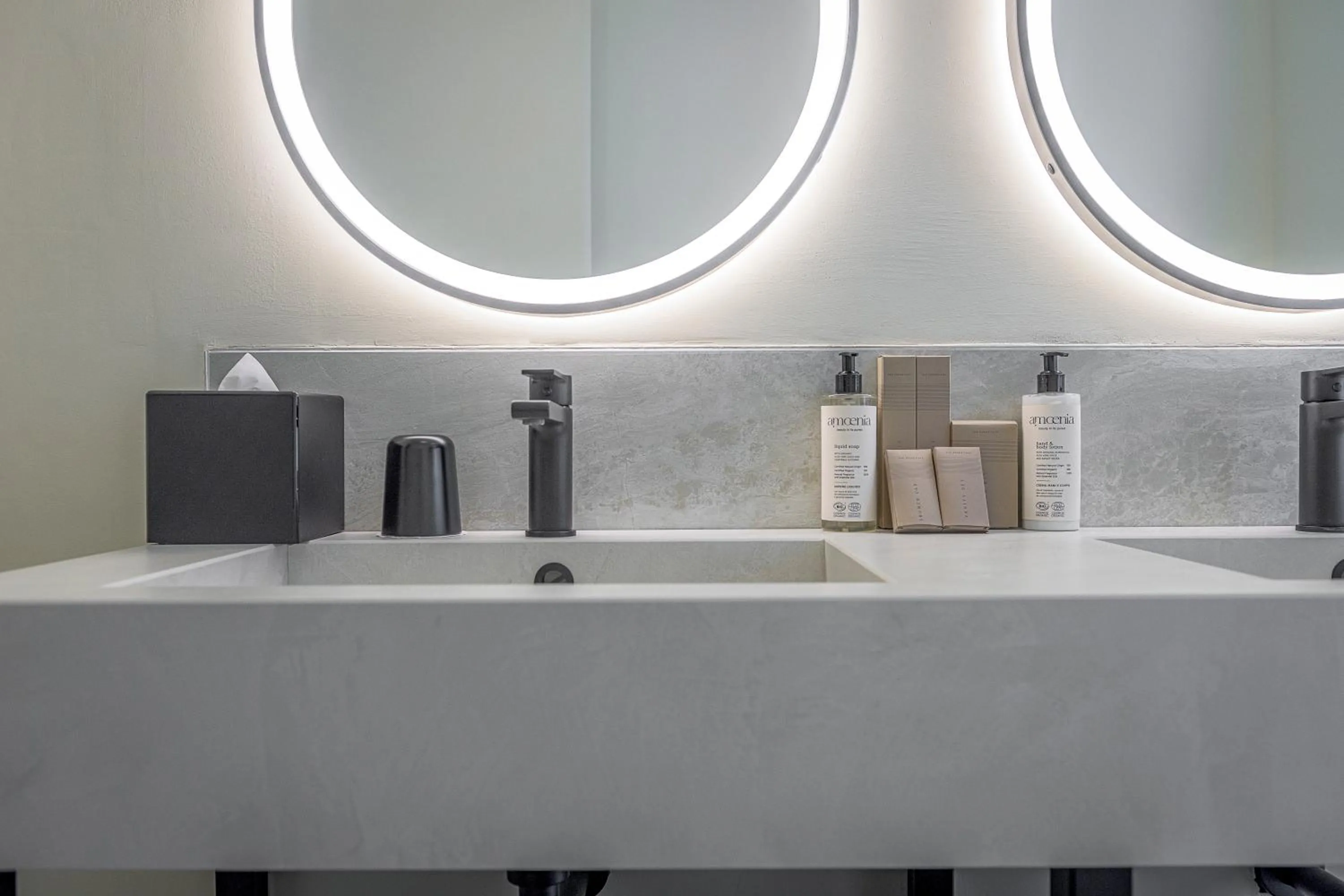 Bathroom in Palazzo Montebello