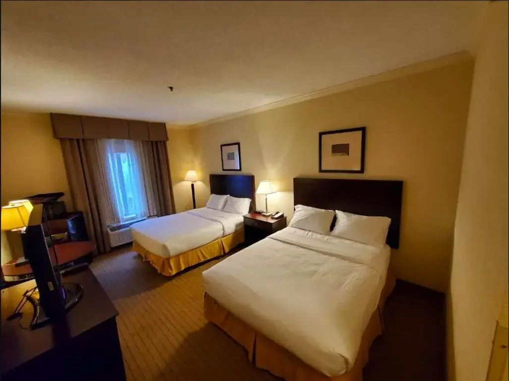 Bed in The Arc Hotel Bed in The Arc Hotel