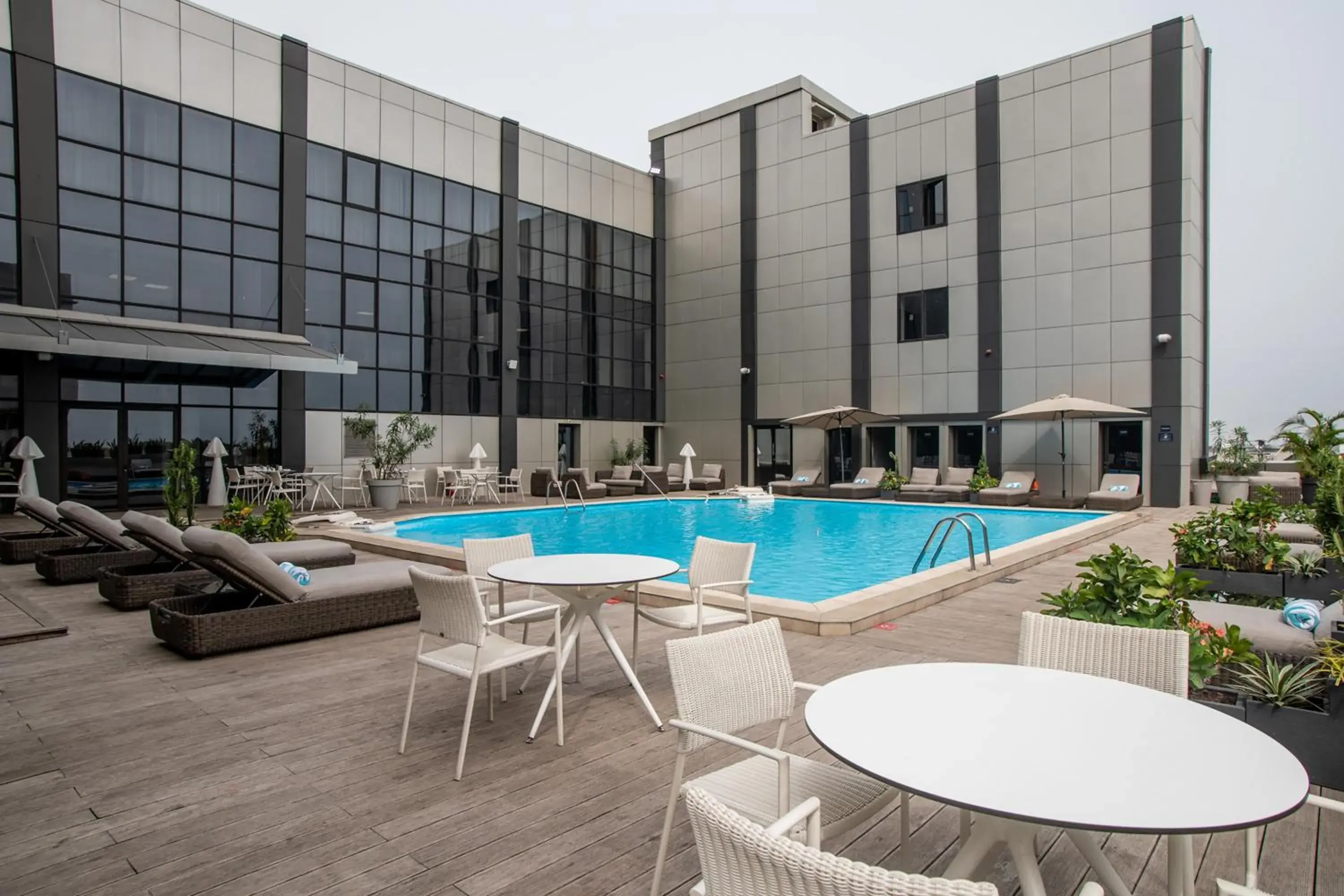 Swimming pool in Krystal Palace Douala Swimming pool in Krystal Palace Douala