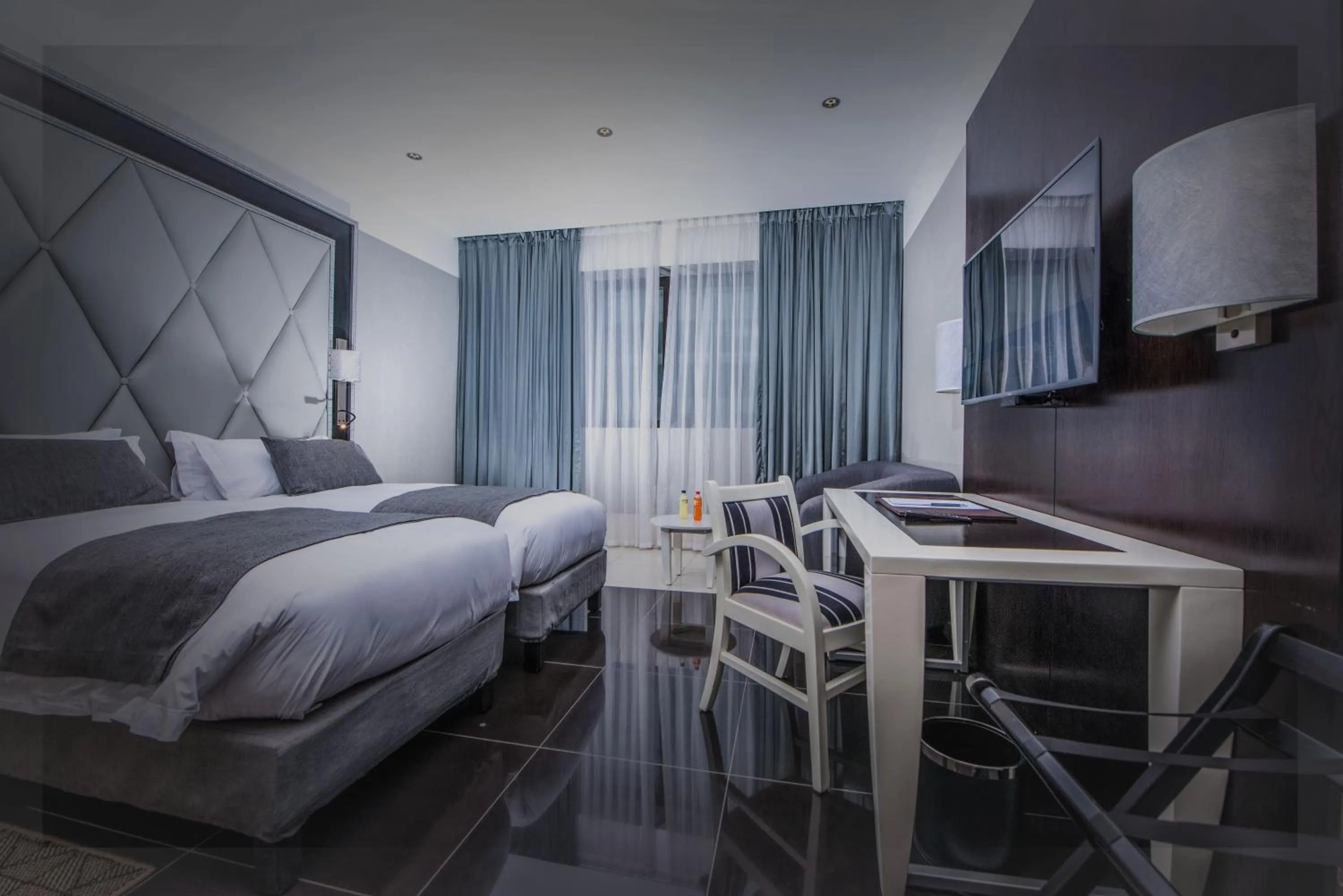 Bed in Krystal Palace Douala