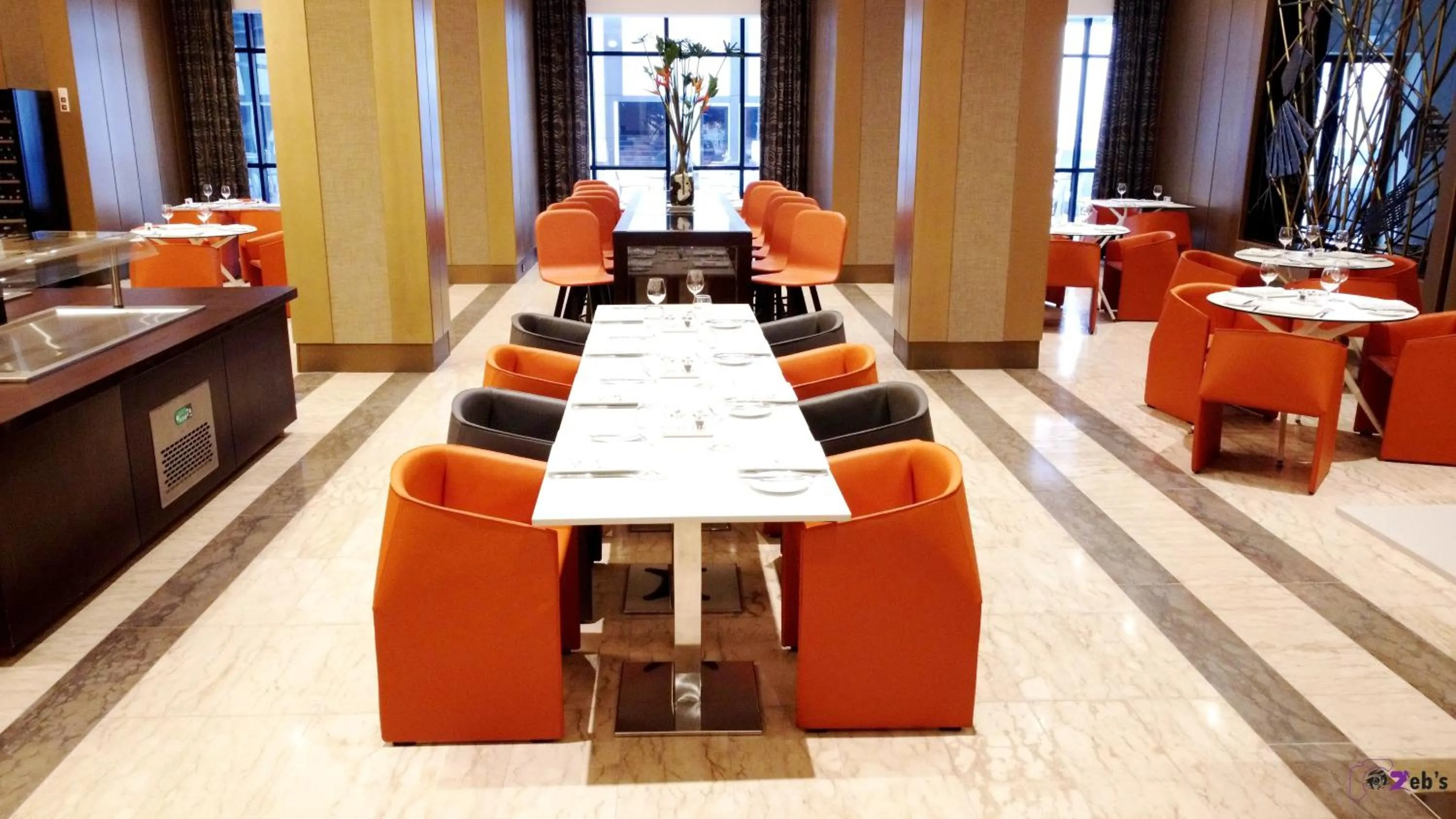 Restaurant/places to eat in Krystal Palace Douala