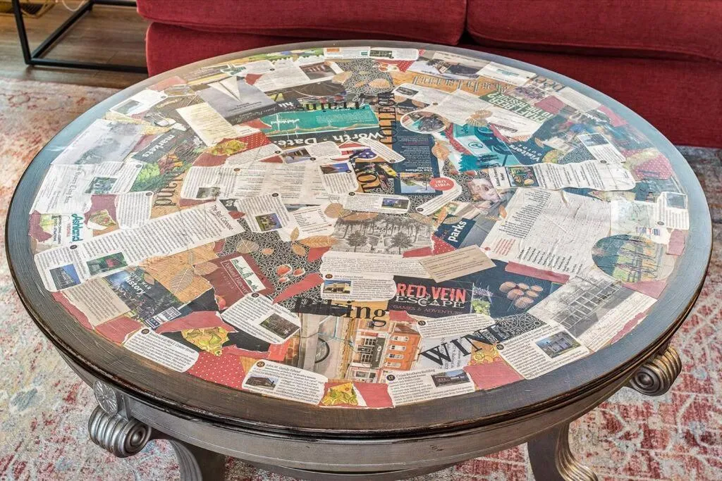 Living room in Charming 3-Bedroom Home in Heart of Ashland