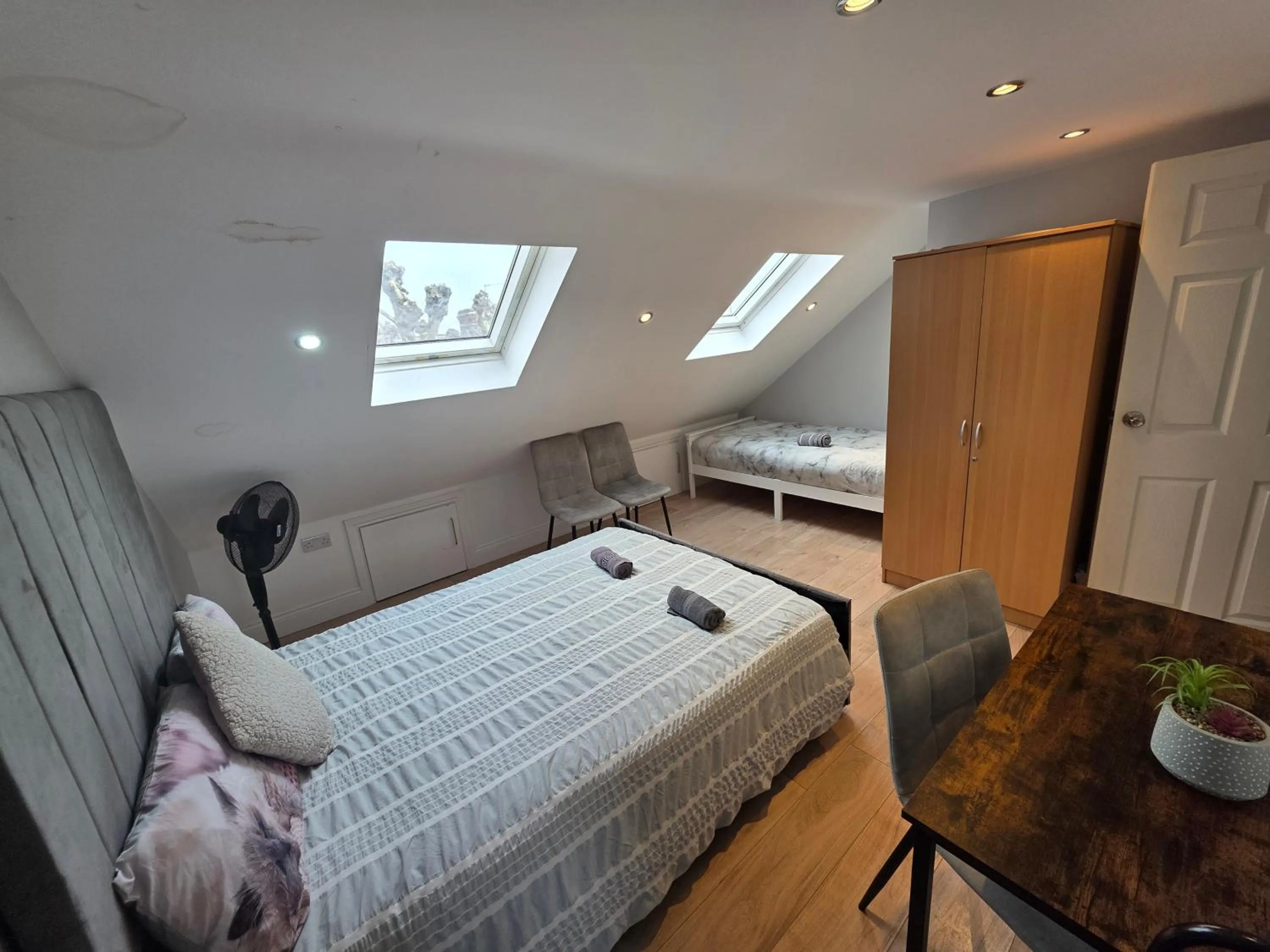 Bed in Comfy Fenia Stay