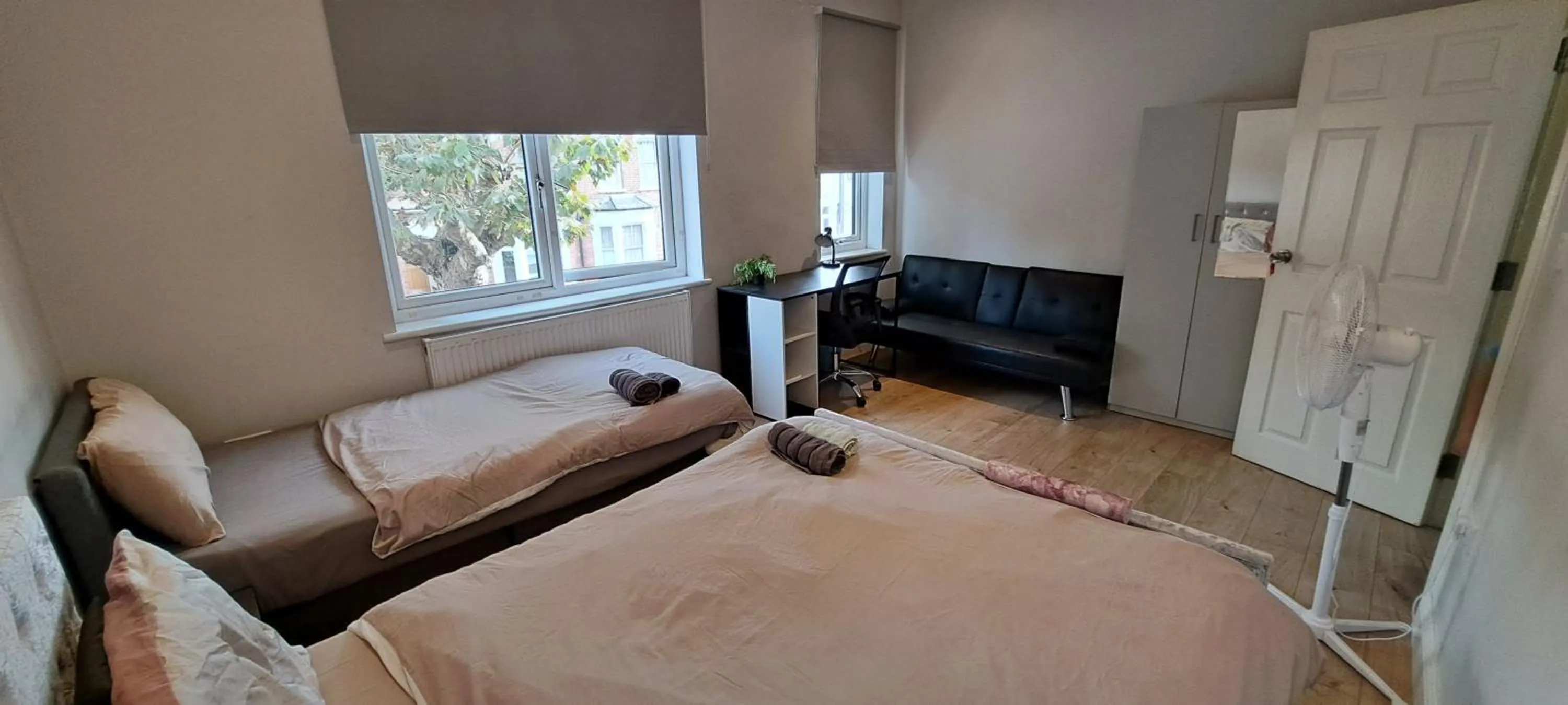 Bed in Comfy Fenia Stay