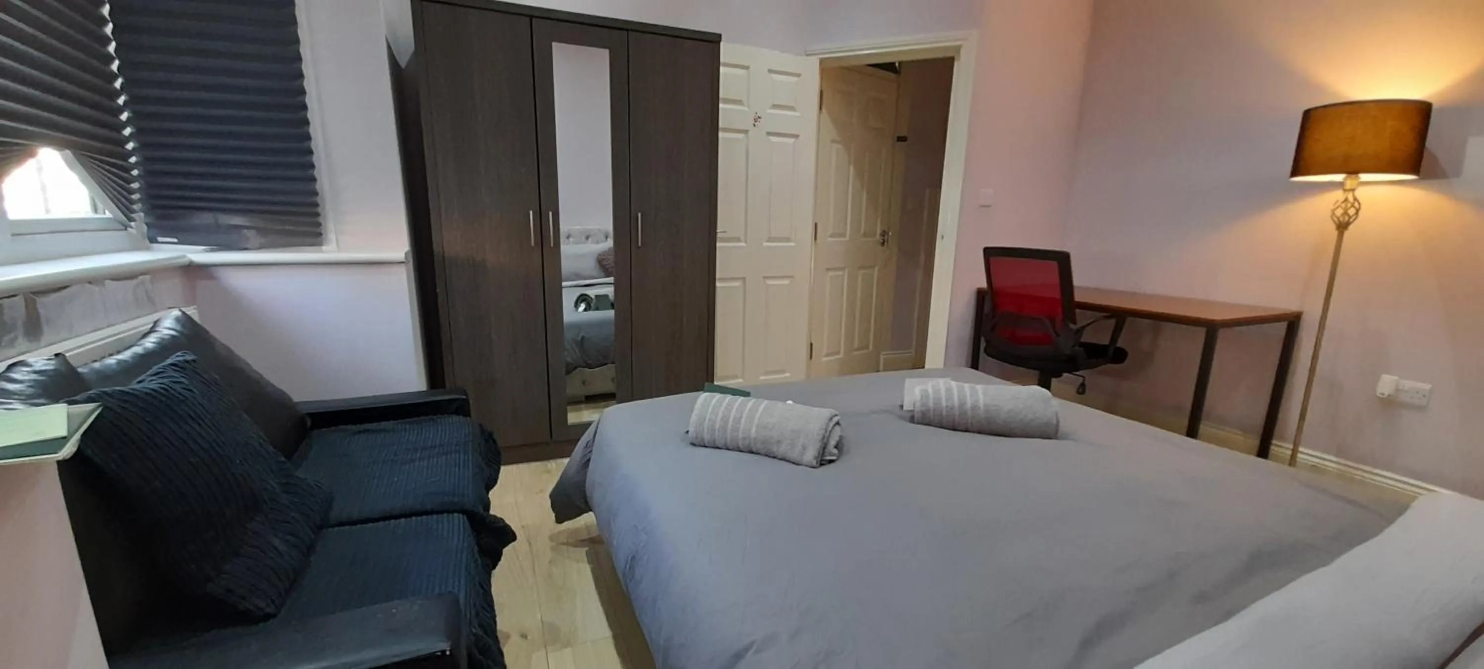 Bed in Comfy Fenia Stay