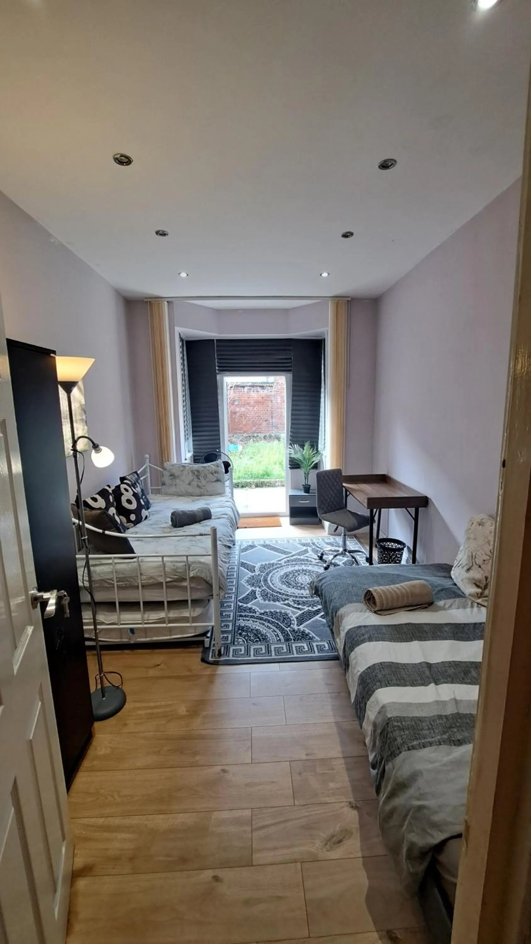 Bed in Comfy Fenia Stay