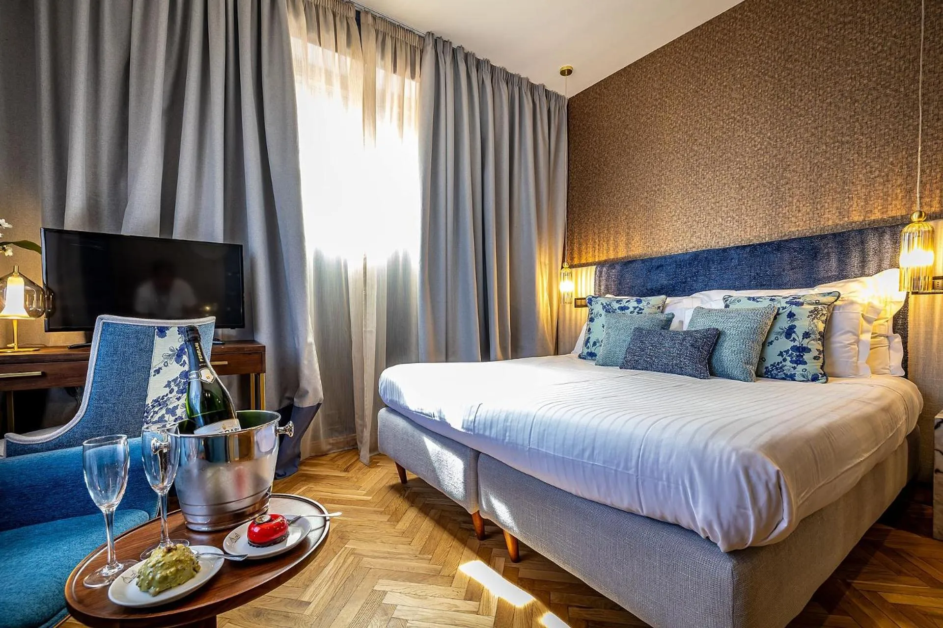 Bedroom, Bed in Hotel Duomo Firenze