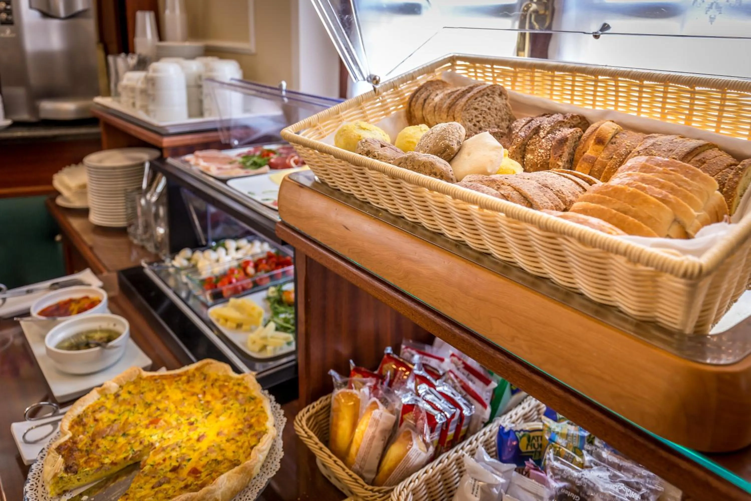 Buffet breakfast in Hotel Duomo Firenze