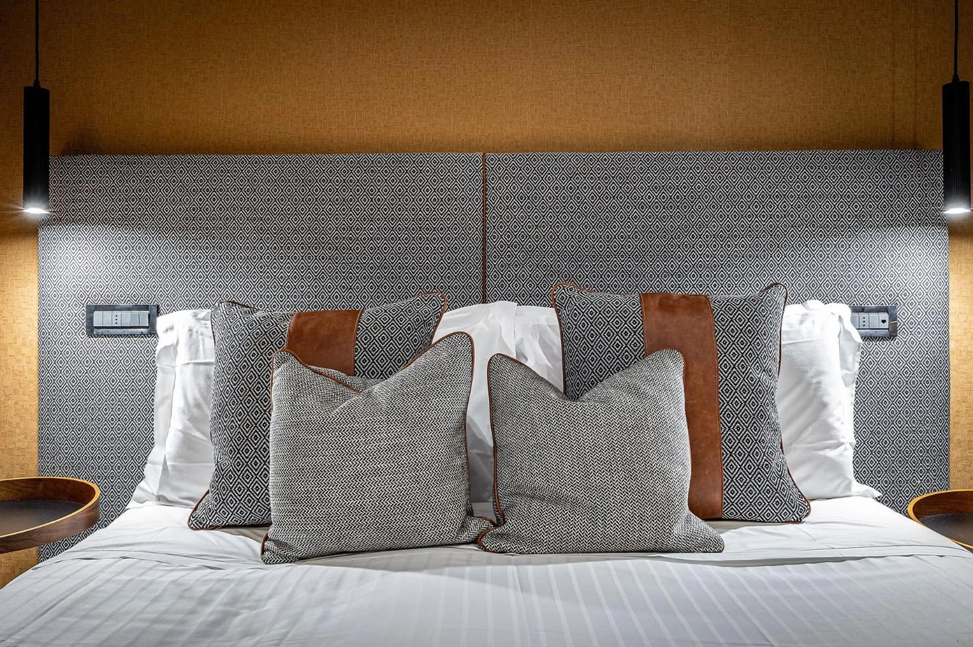 fireplace, Bed in Hotel Duomo Firenze