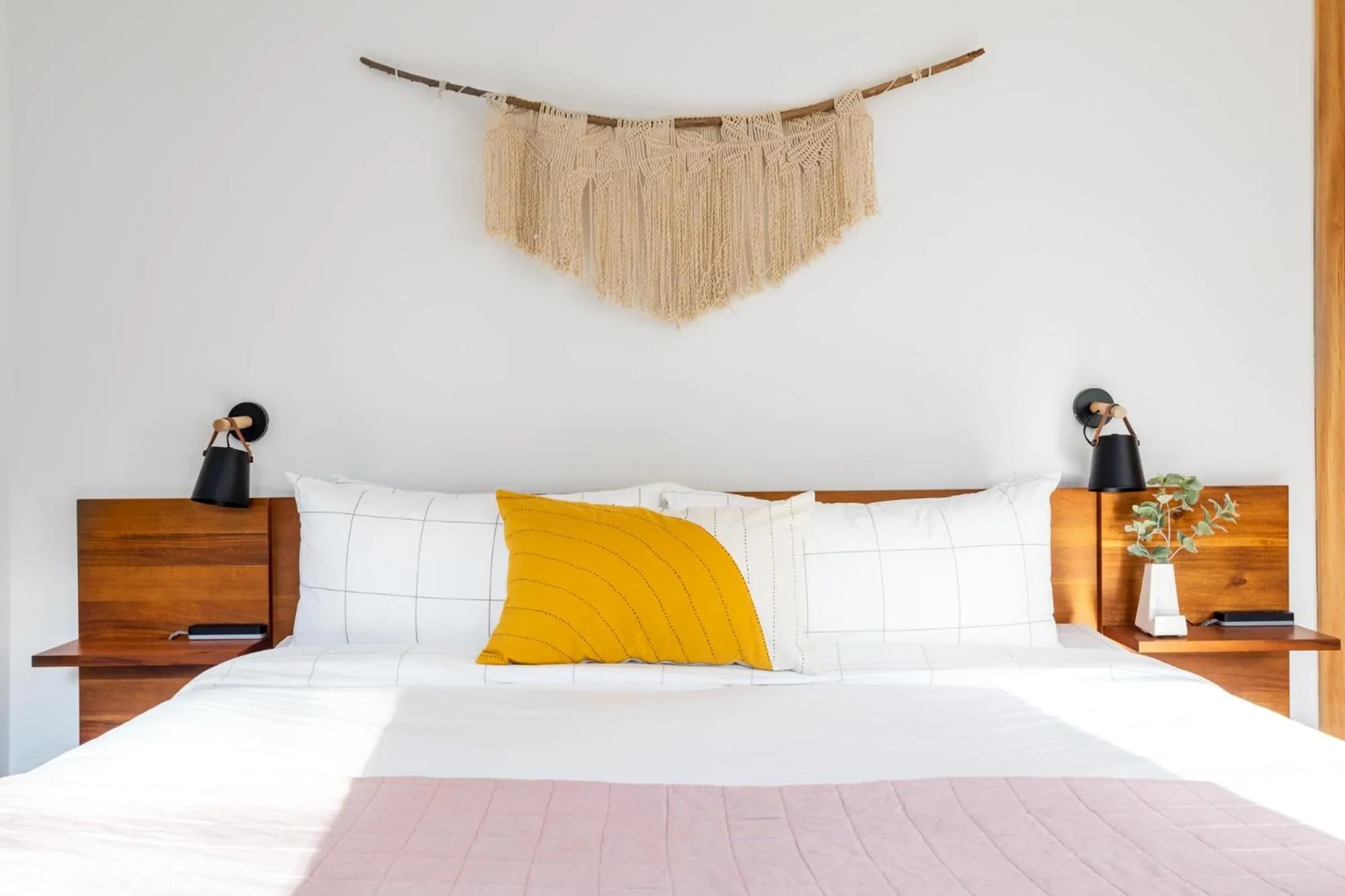 Bedroom, Bed in The Herwood Inn