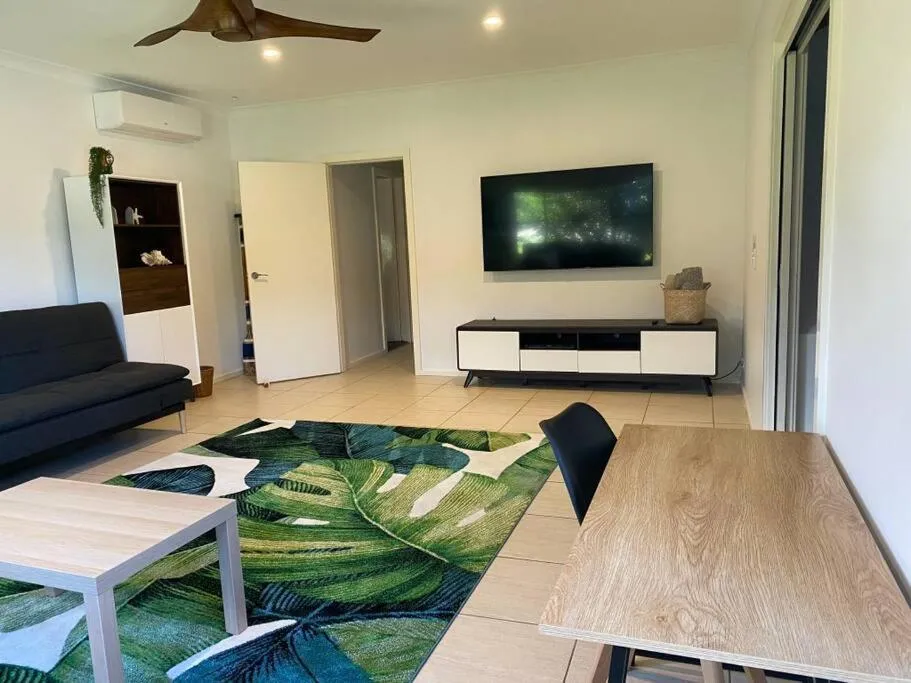 Rainbow Beachhouse - deluxe, pristine location