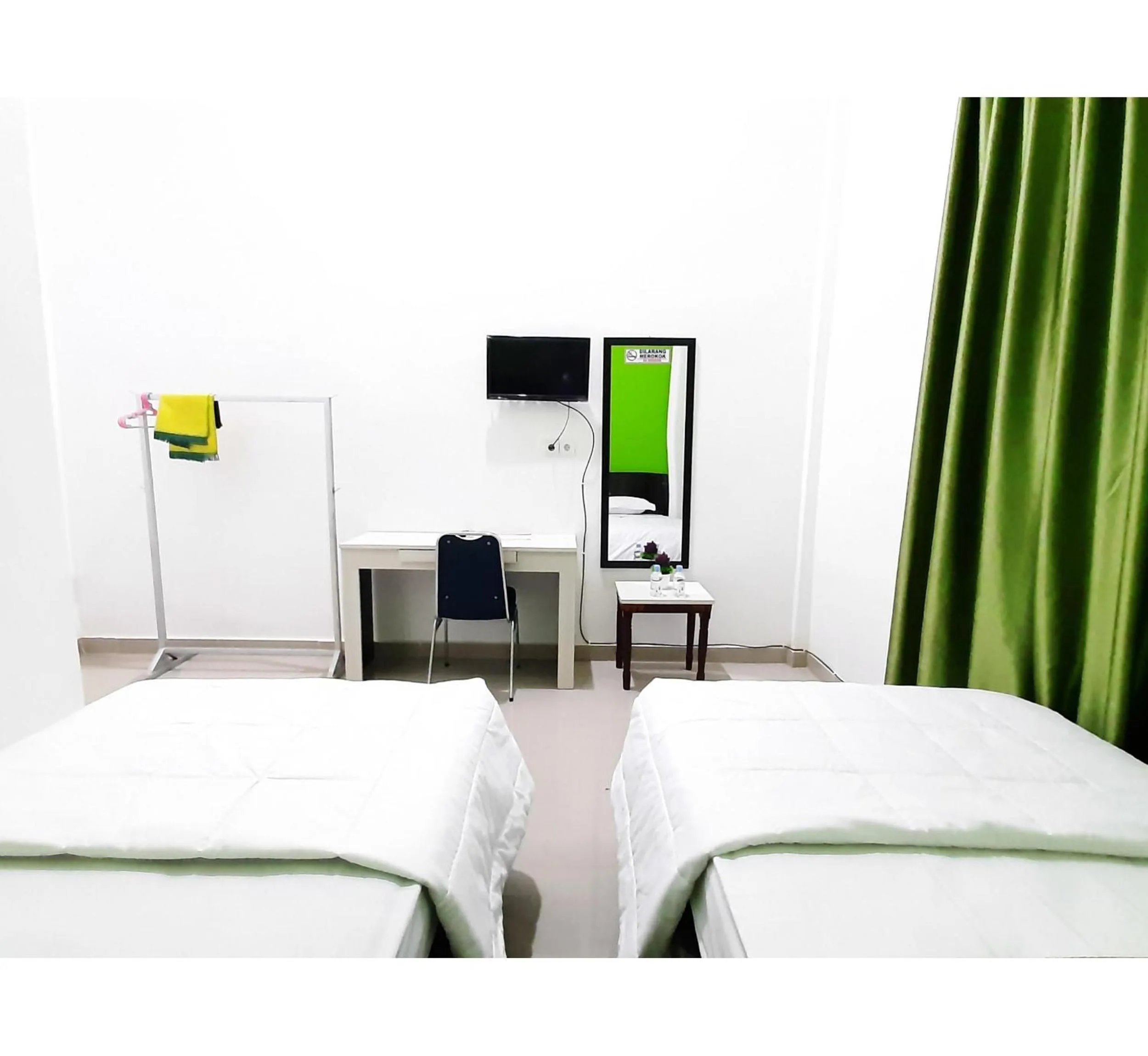 Bedroom in Hotel Berkah Atrama Syariah RedPartner