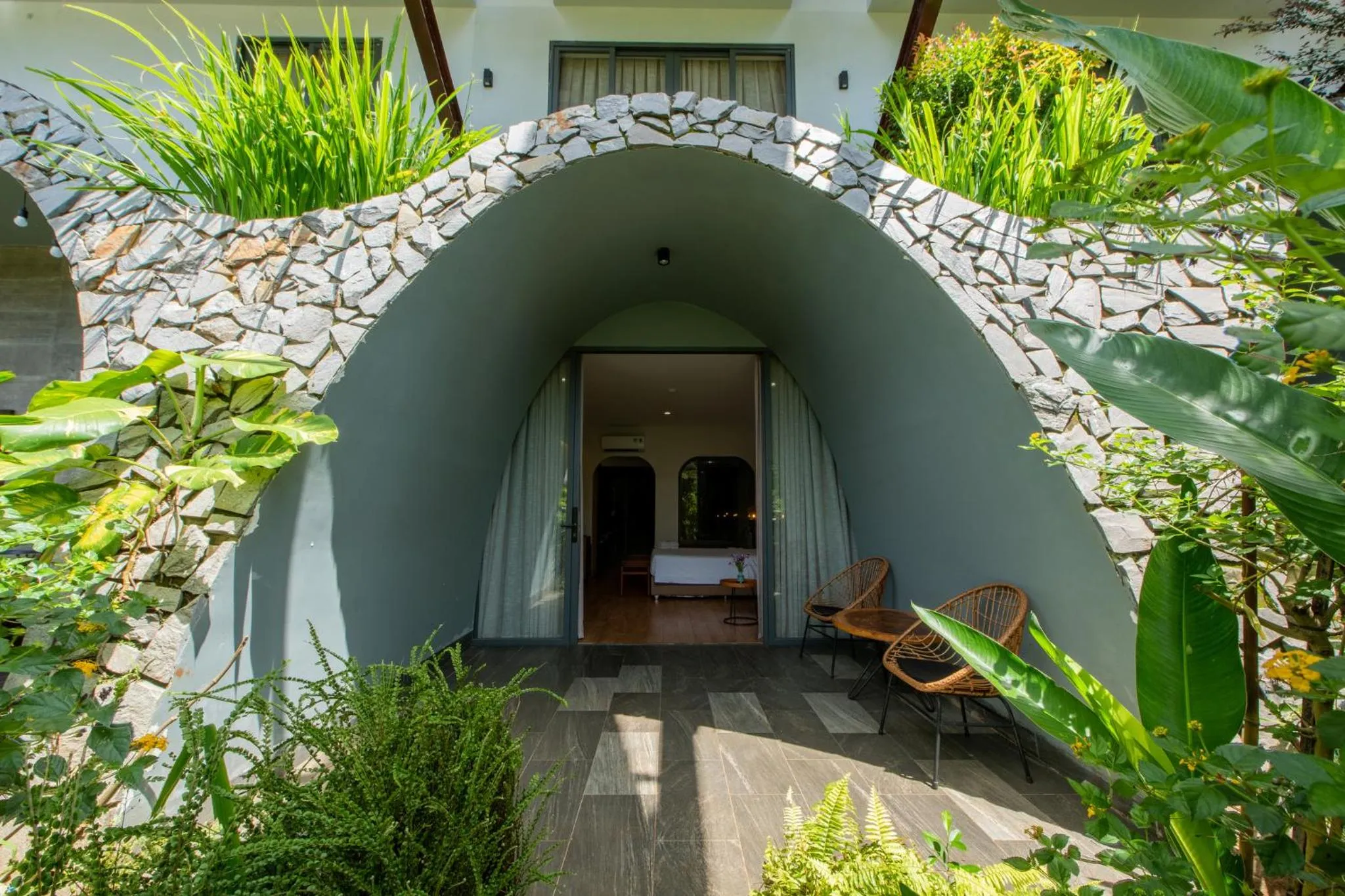 Day in Hami Garden - Authentic & Natural Resort