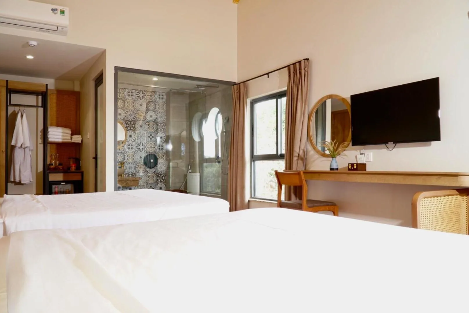 Communal lounge/ TV room, Bed in Hami Garden - Authentic & Natural Resort