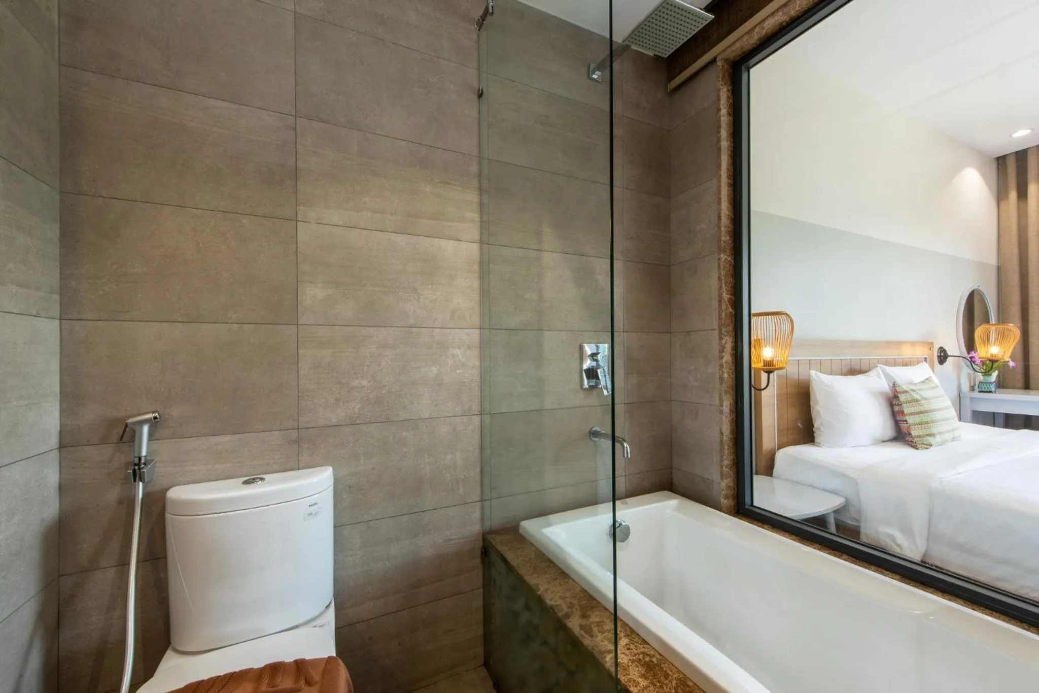 Shower, Bed in Hami Garden - Authentic & Natural Resort