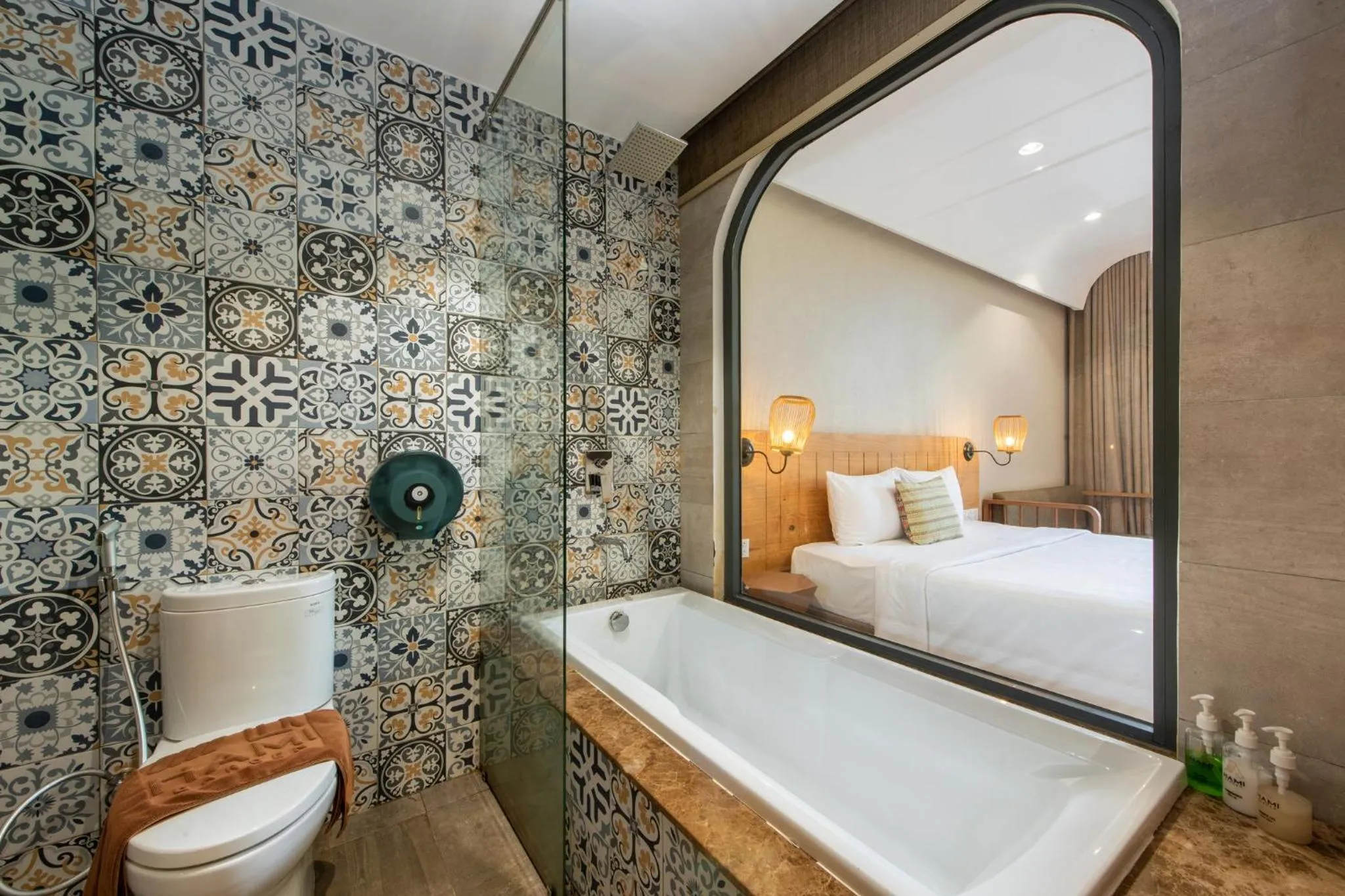 Toilet, Bed in Hami Garden - Authentic & Natural Resort