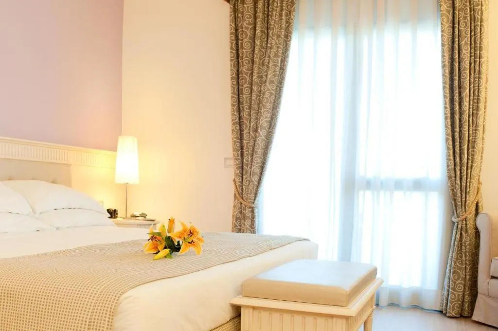 Bedroom, Bed in Hotel Girifalco - Nature & Relax