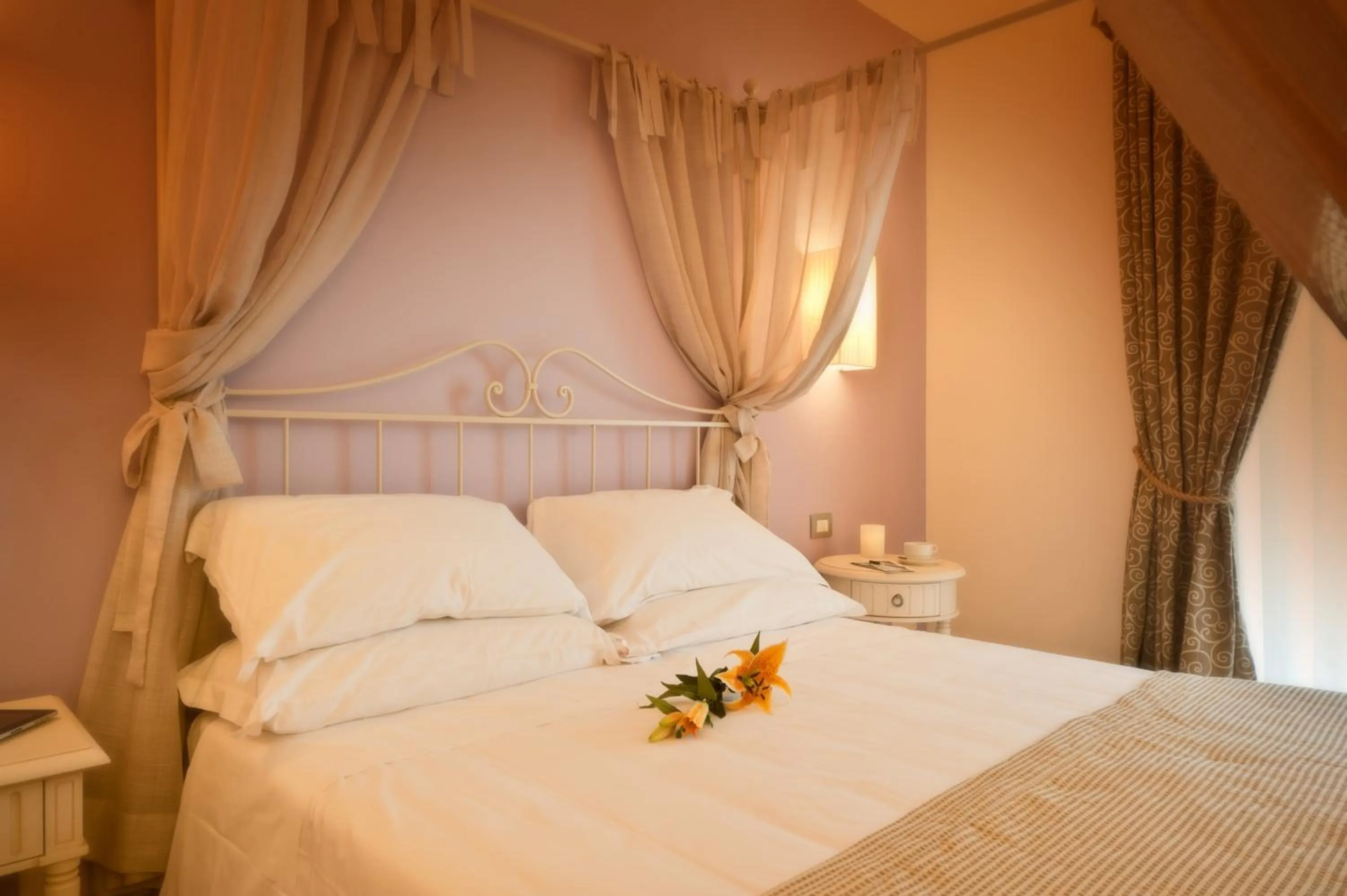 Bed in Hotel Girifalco - Nature & Relax