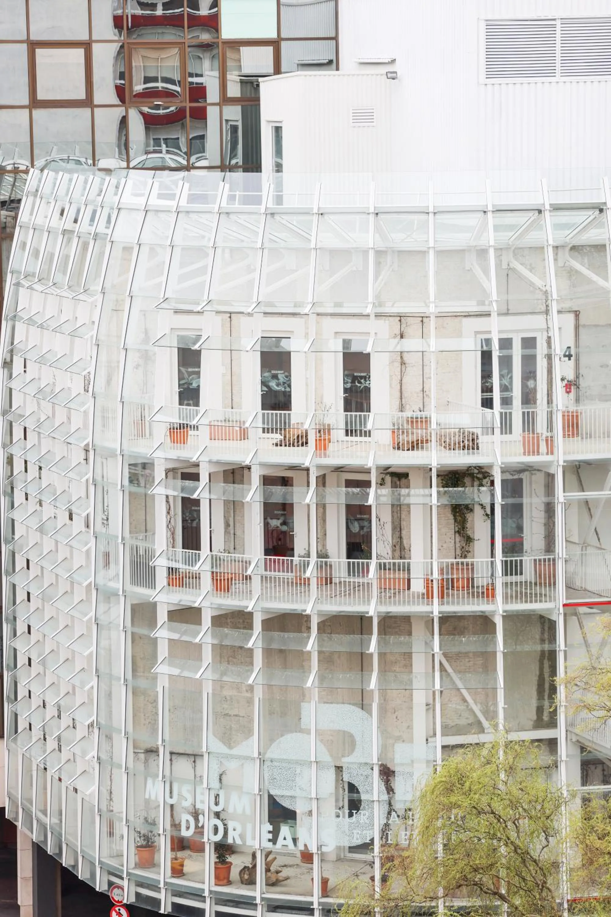 Nearby landmark in 3 Lys Orleans Downtown, free secure parking