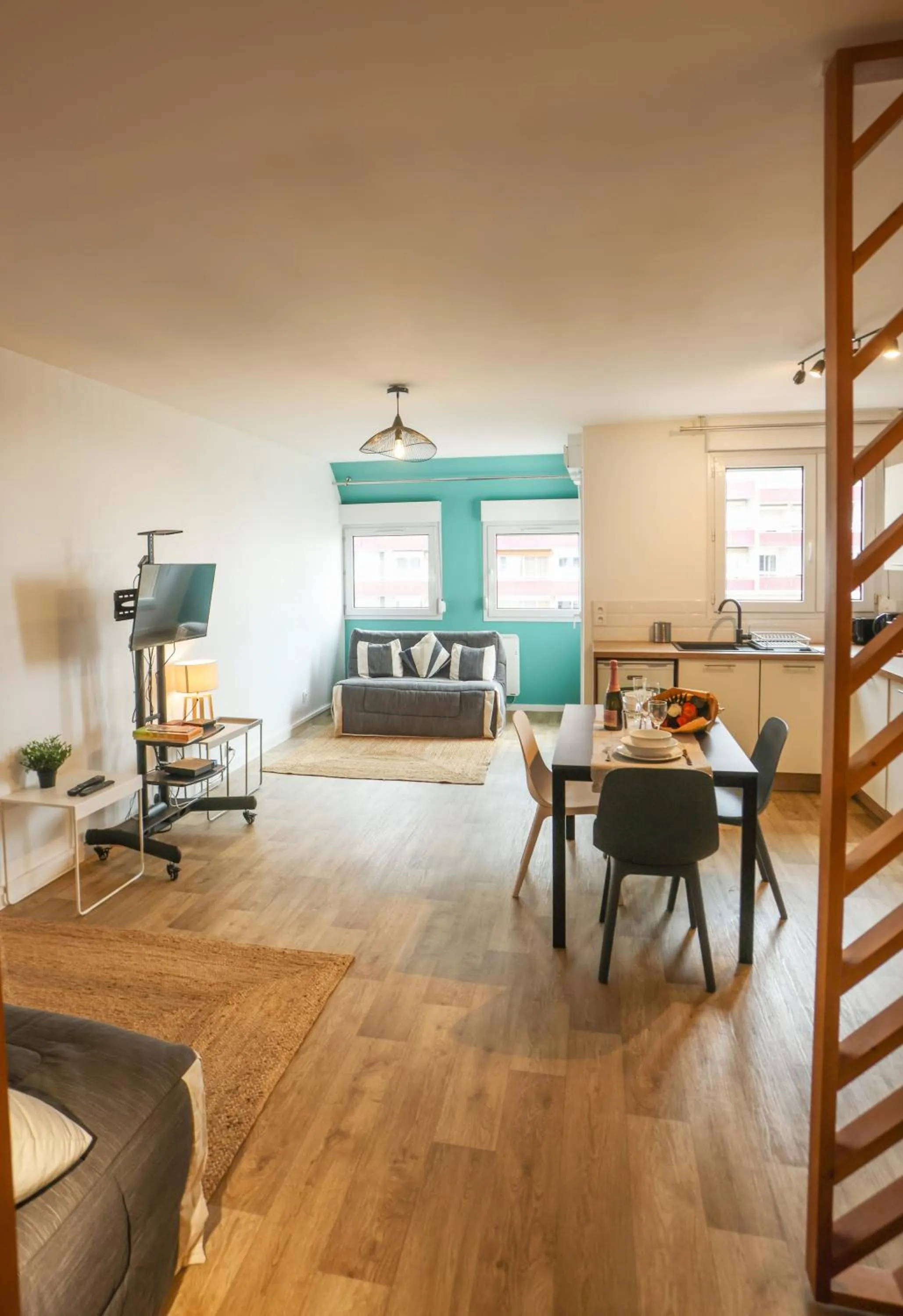 View (from property/room), Bed in 3 Lys Orleans Downtown, free secure parking