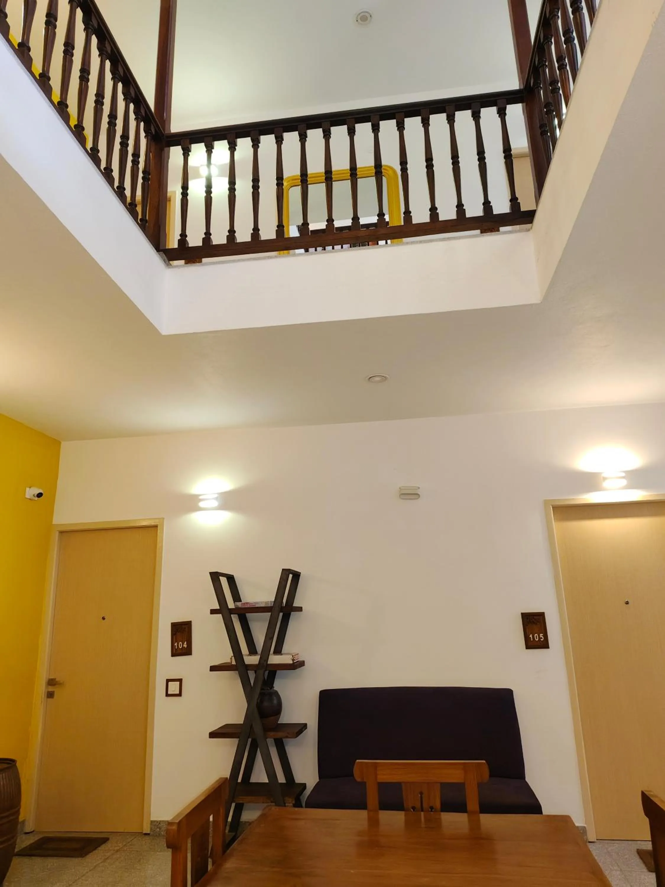 Restaurant/places to eat in Hotel Aura by Woco Stays