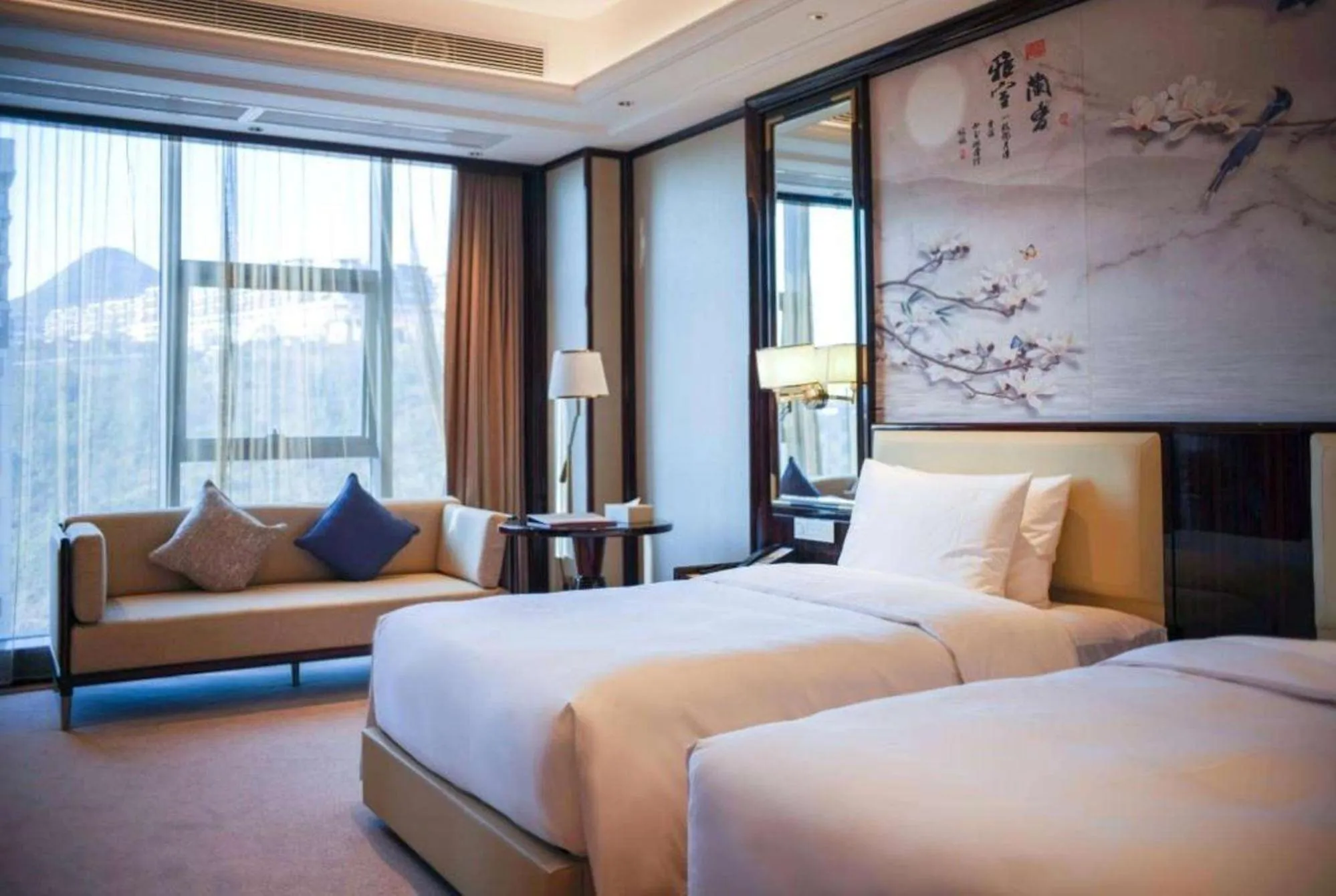 Photo of the whole room in Wyndham Grand Tongren Downtown Hotel