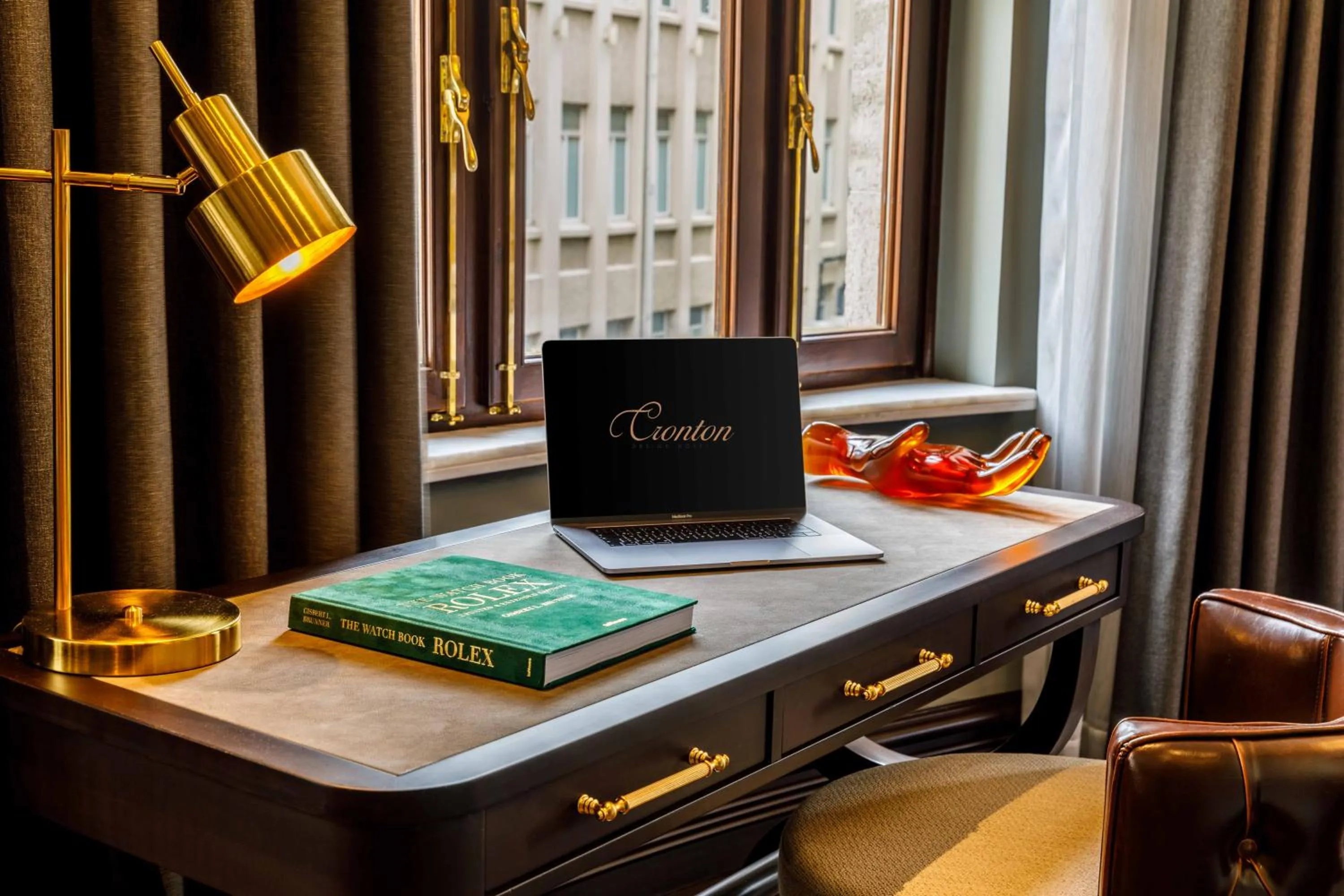 Communal lounge/ TV room in Cronton Design Hotel