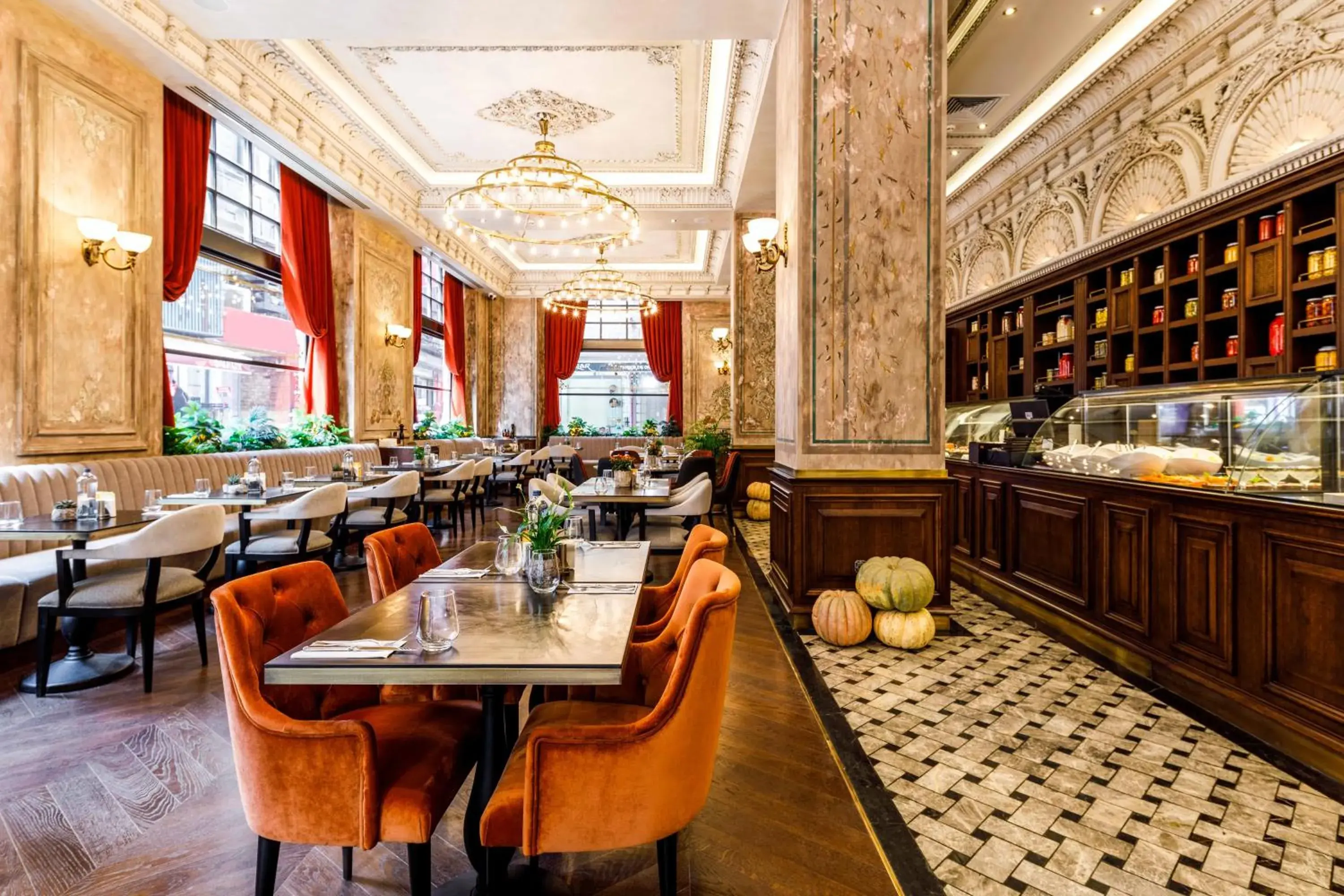 Restaurant/places to eat in Cronton Design Hotel Restaurant/places to eat in Cronton Design Hotel